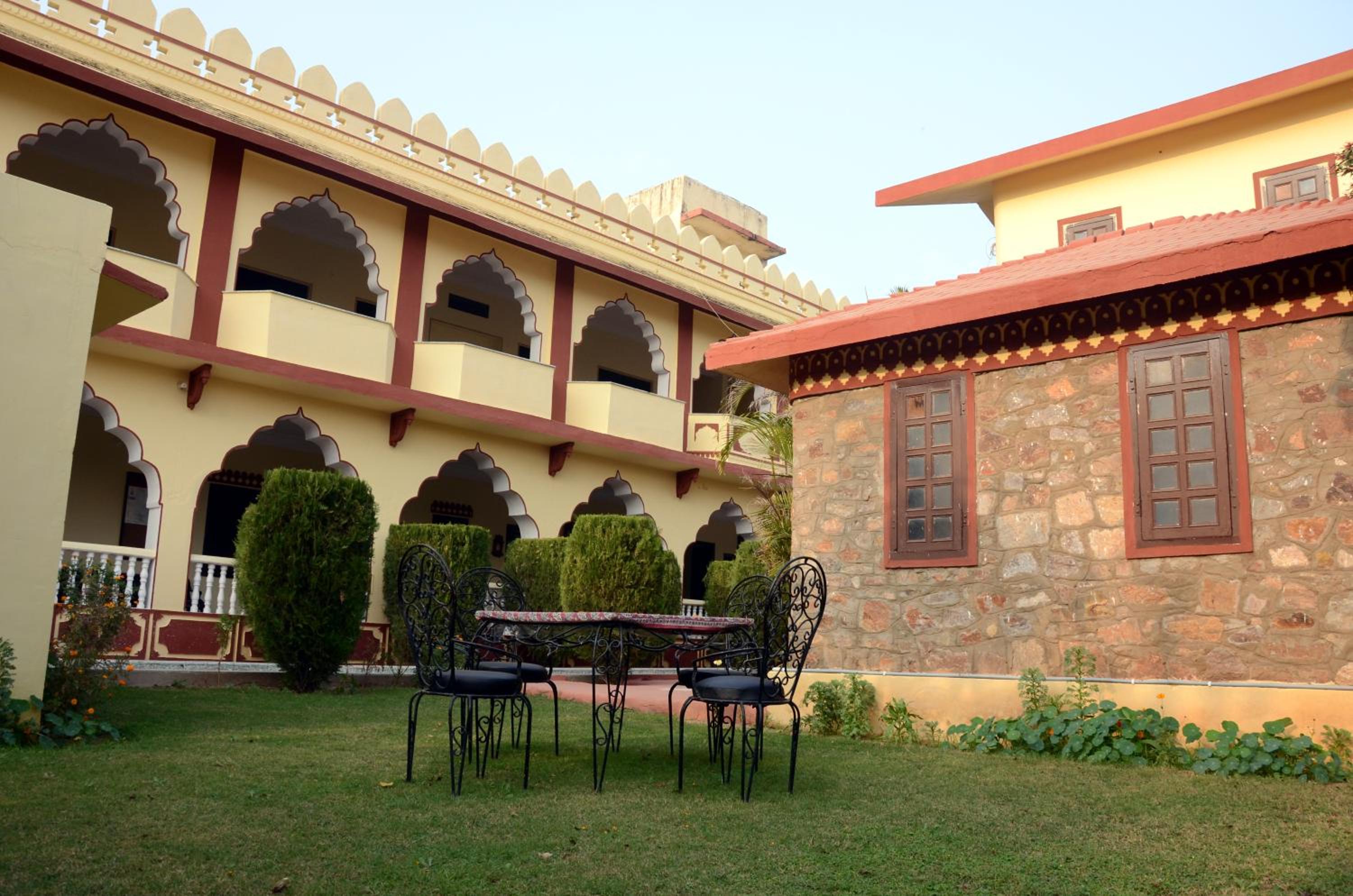 Sajjan Bagh Resort
