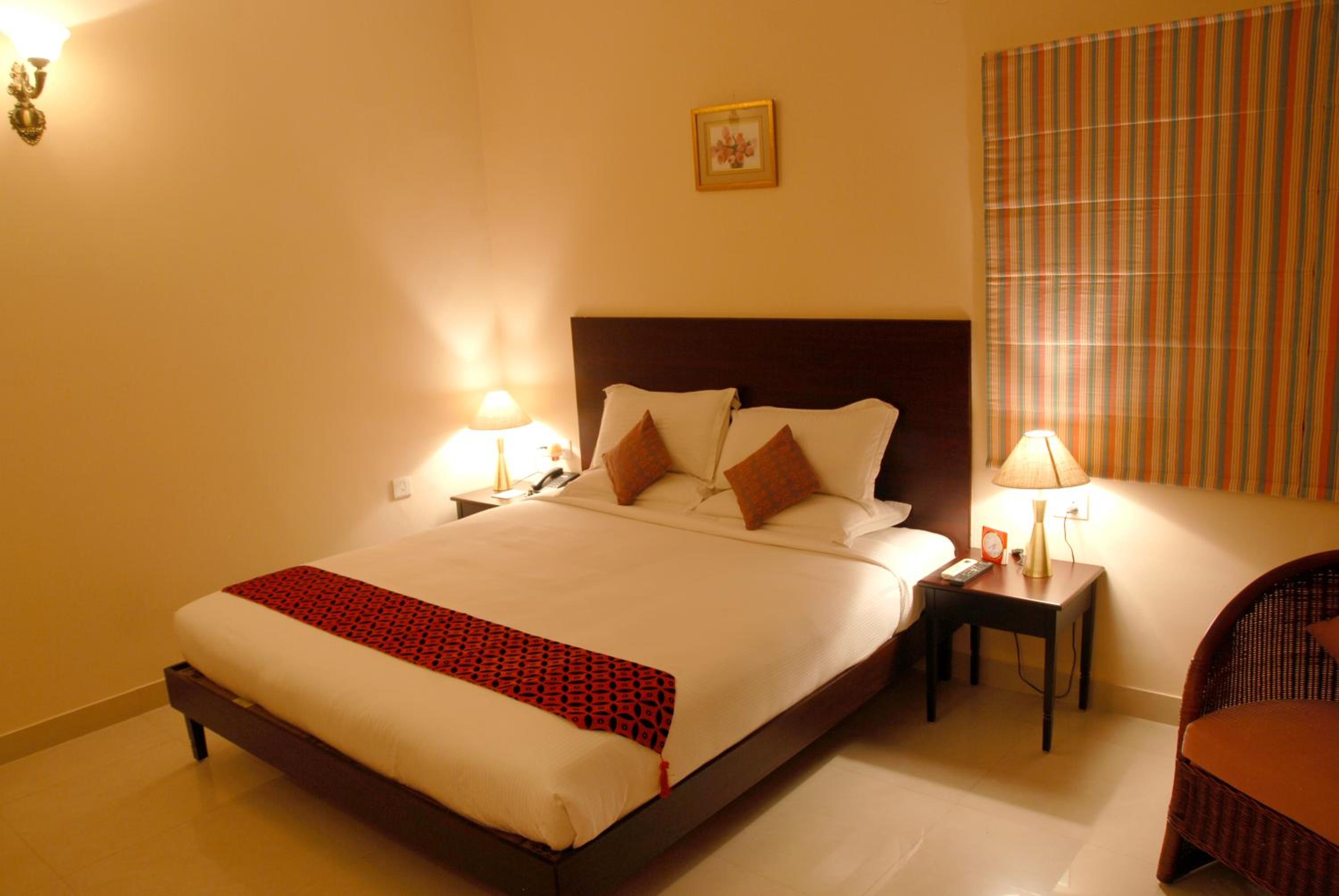 Sterling Living Space - Residency Road