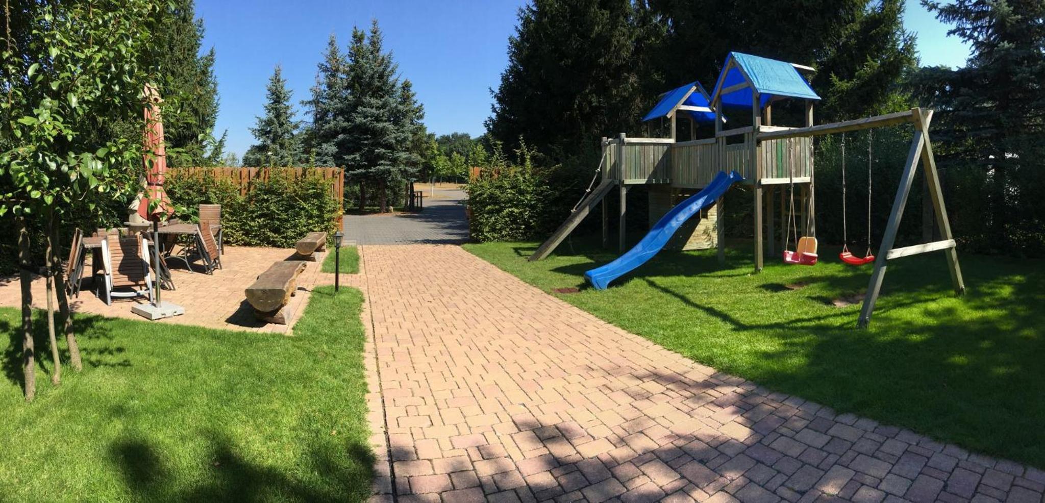 Photo 18