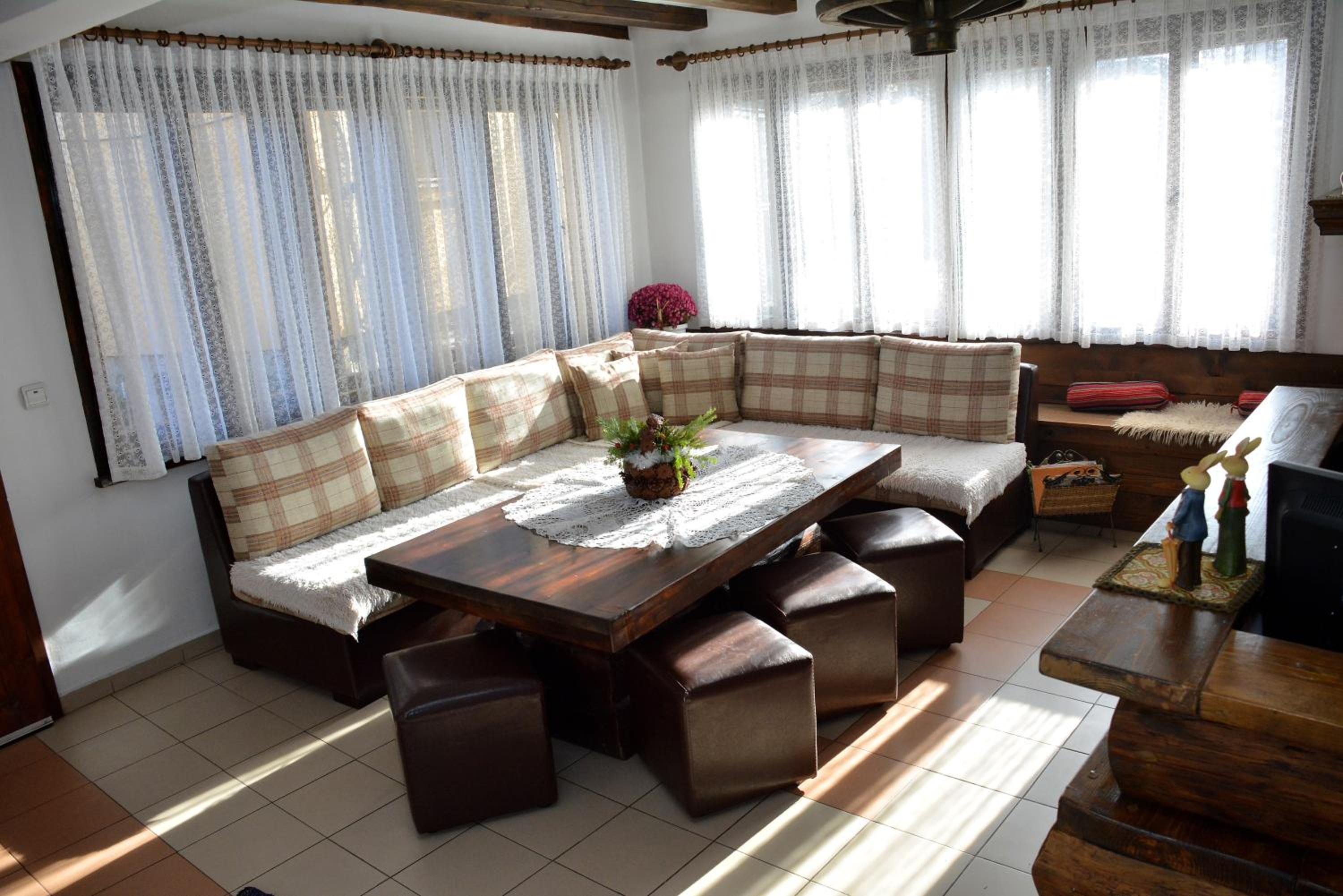 Bansko Vacations - Trenchova Guest House - Property Image 7