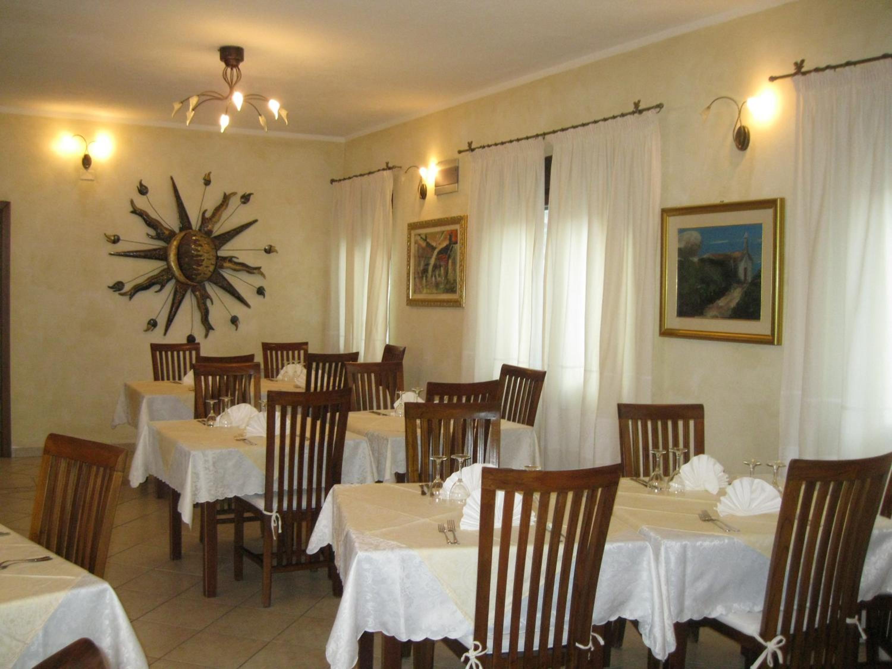 restaurant
