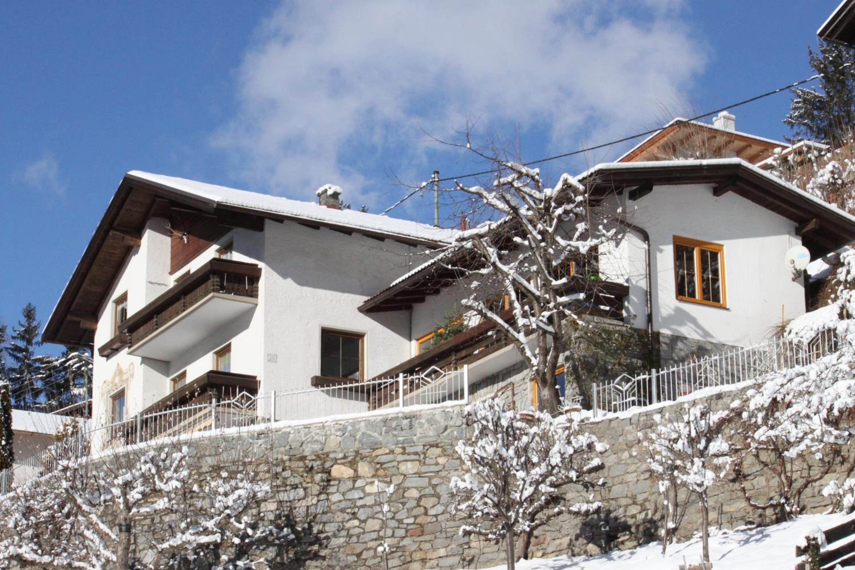 Panorama Appartements Mora - 3 Edelweiß Superior