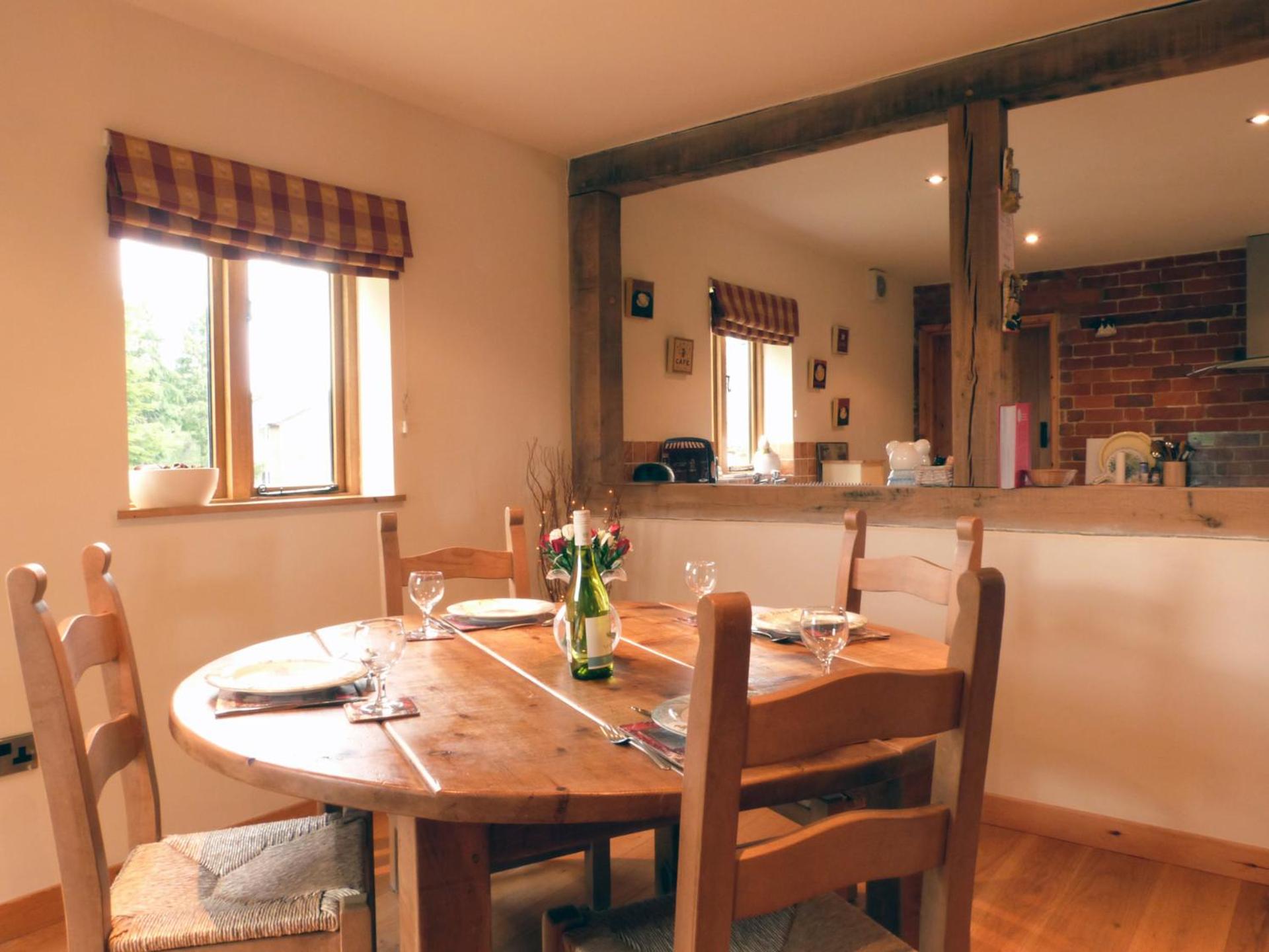2 Bed in Wrexham oc-26687 view 3