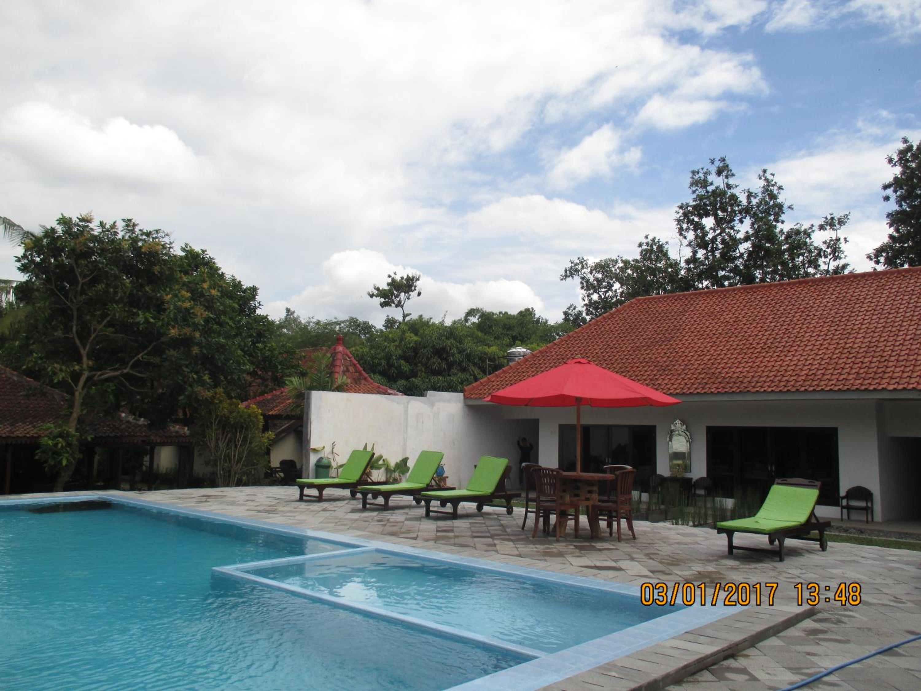 Alam Jogja Resort Mitra RedDoorz