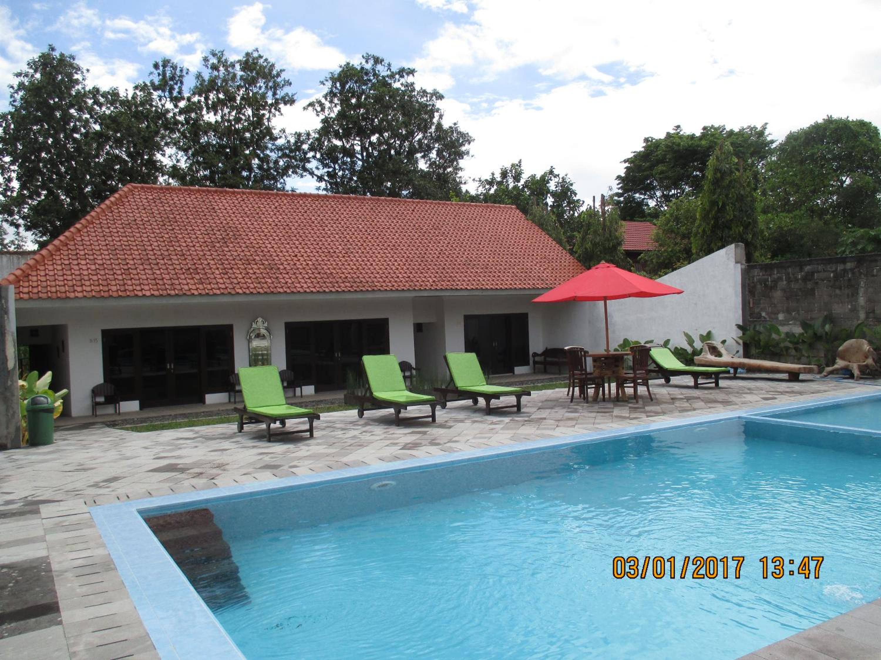 Alam Jogja Resort Mitra RedDoorz