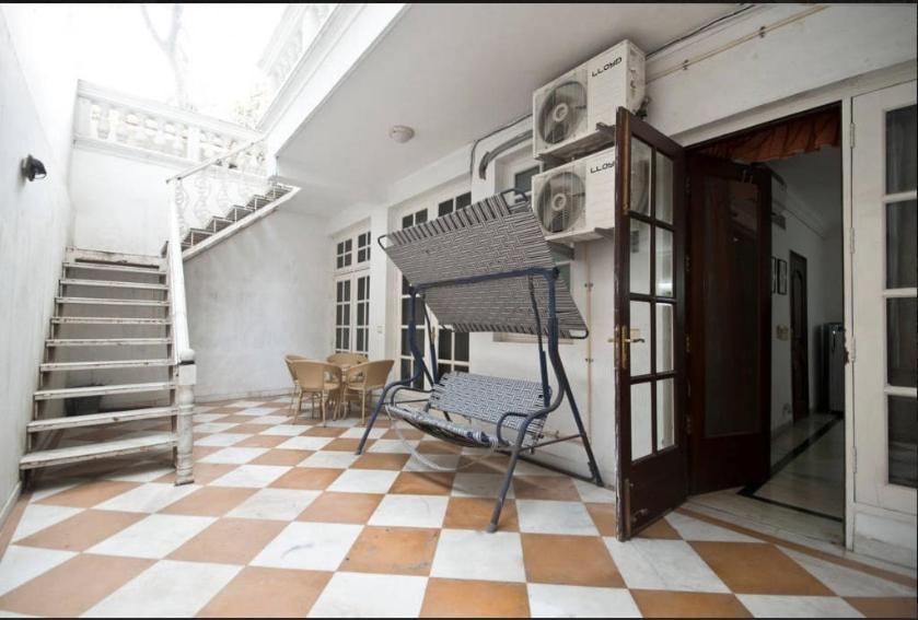 Villa 33