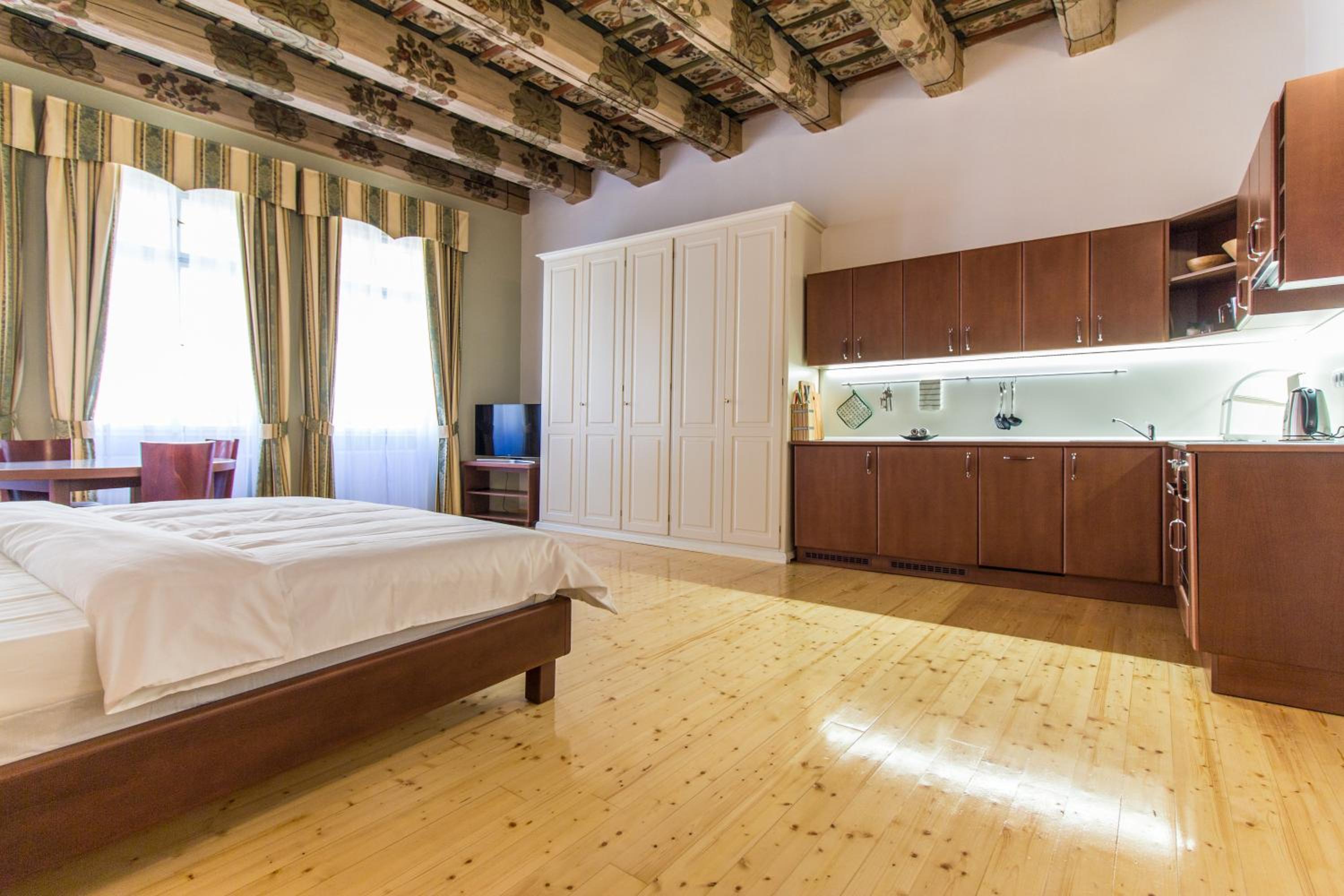 Residence Thunovska