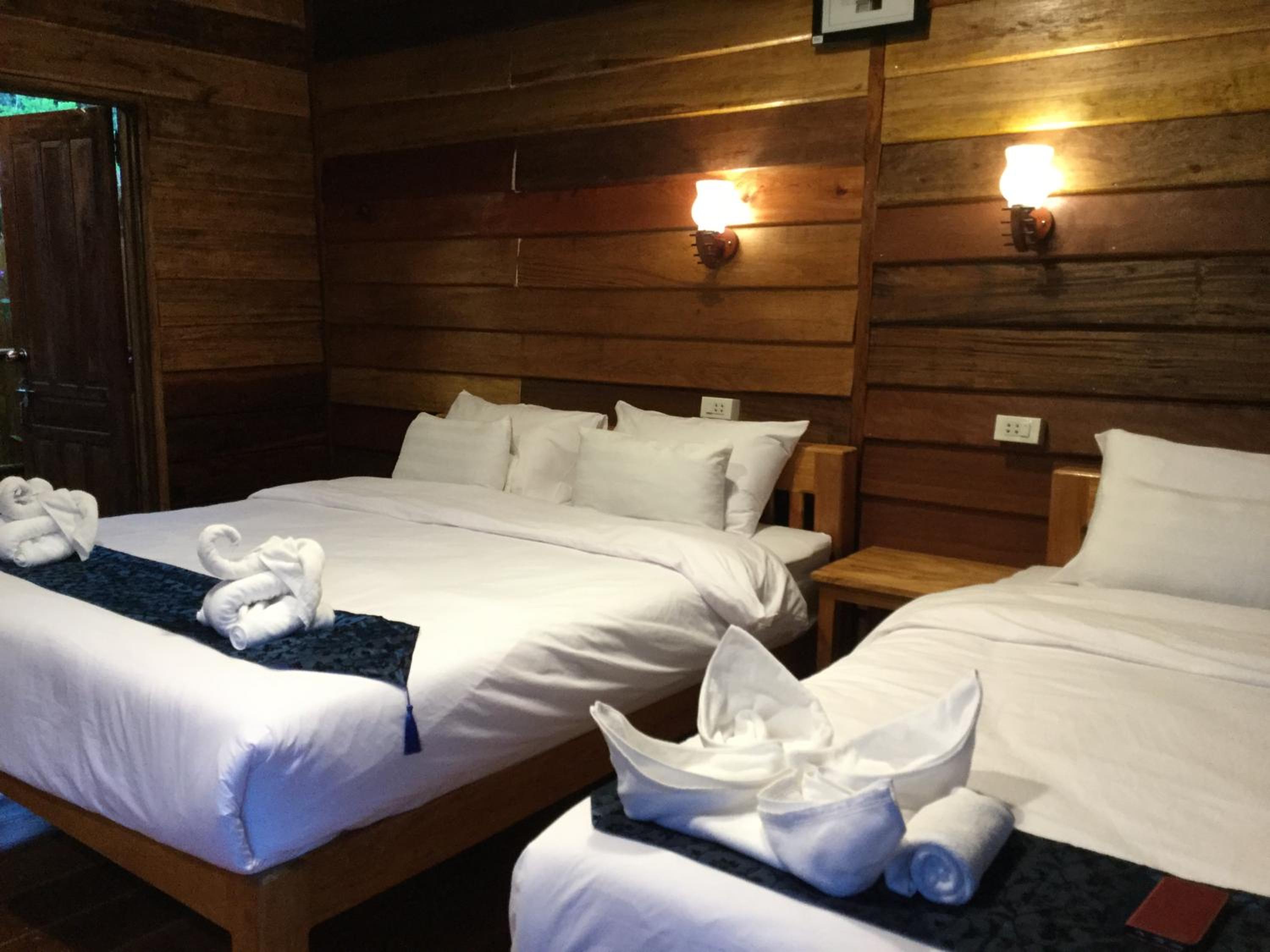 Phoxay Ngam Resort