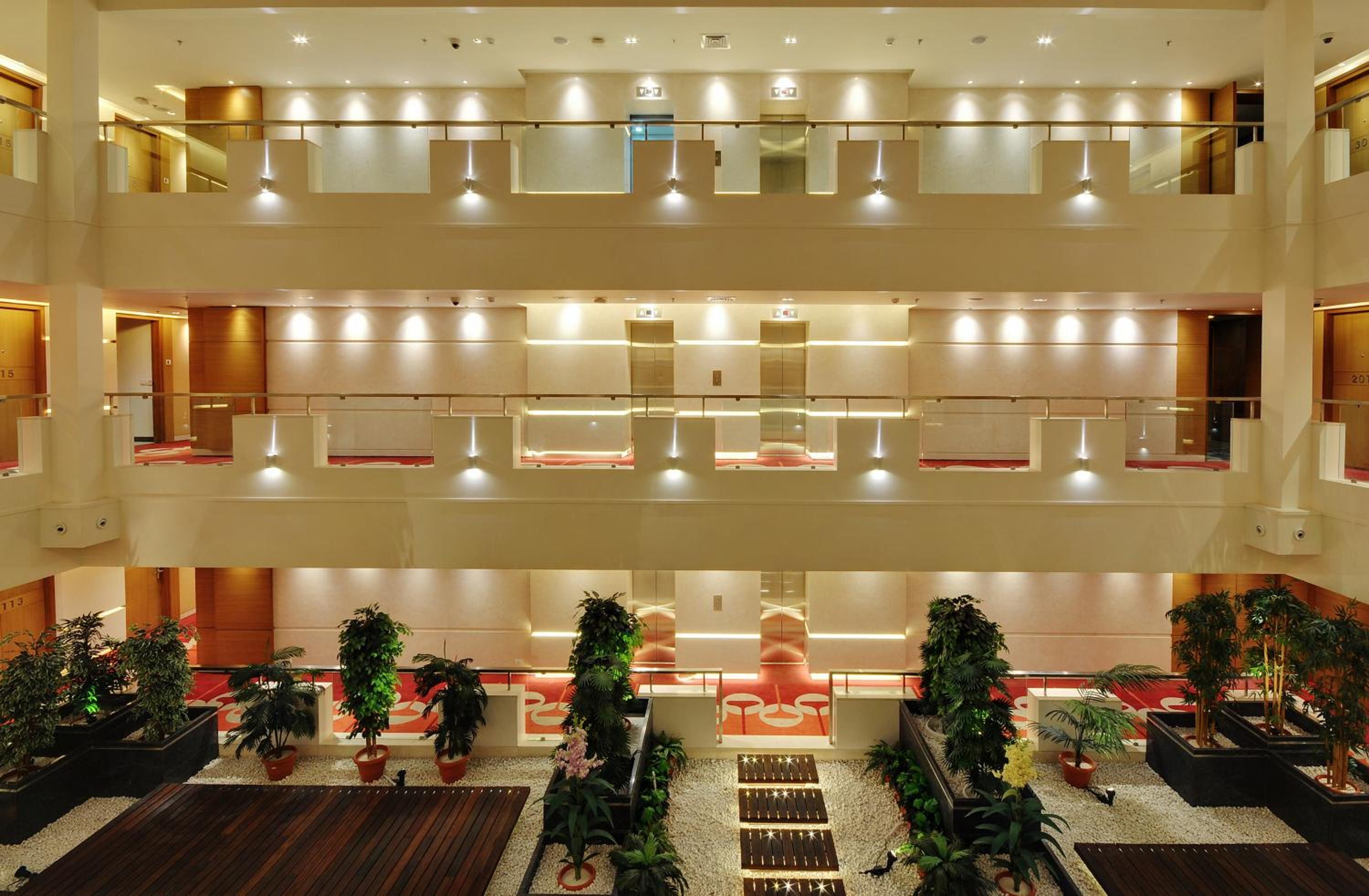Hotel Platinum