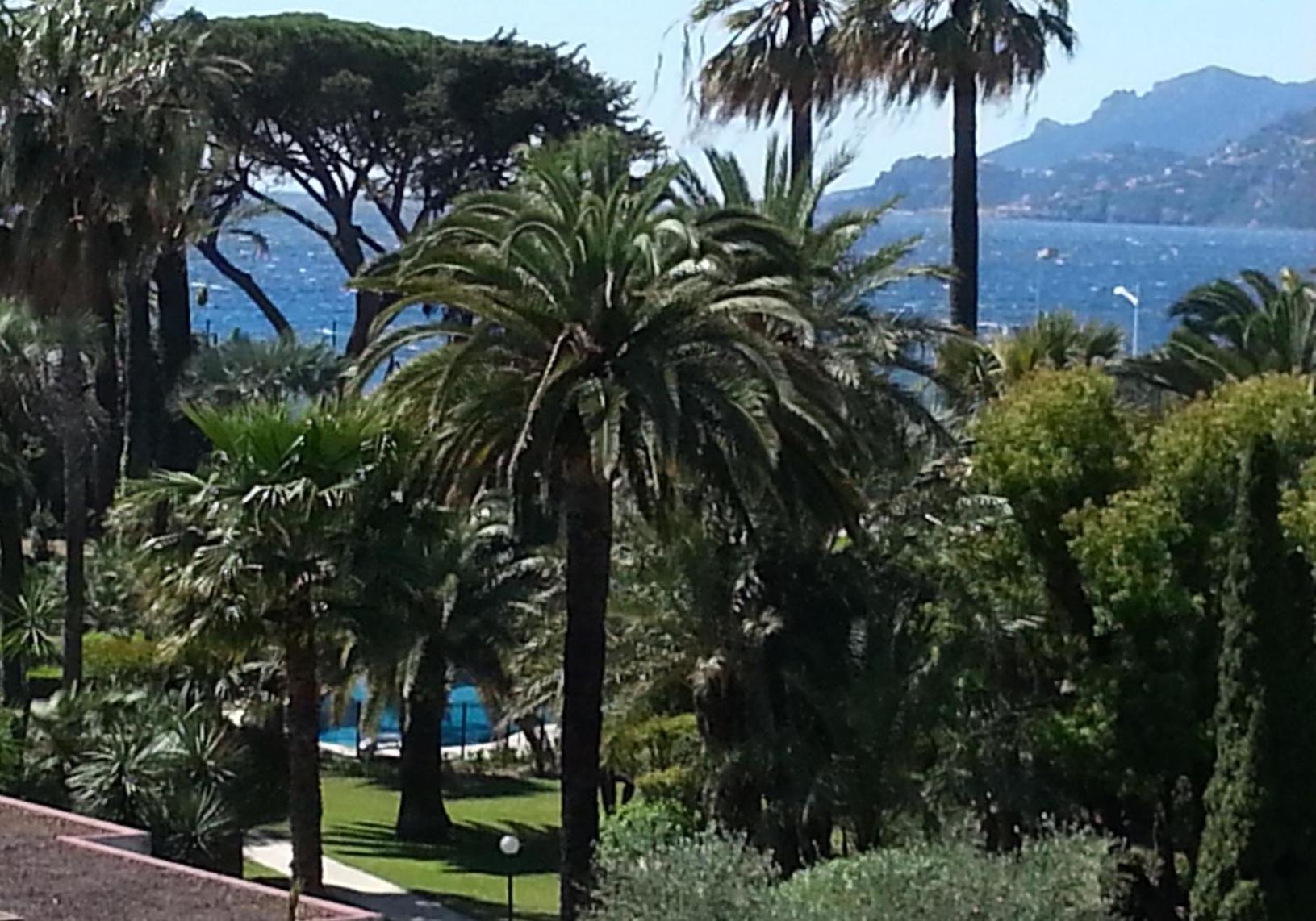 Sea Side apartment view 4