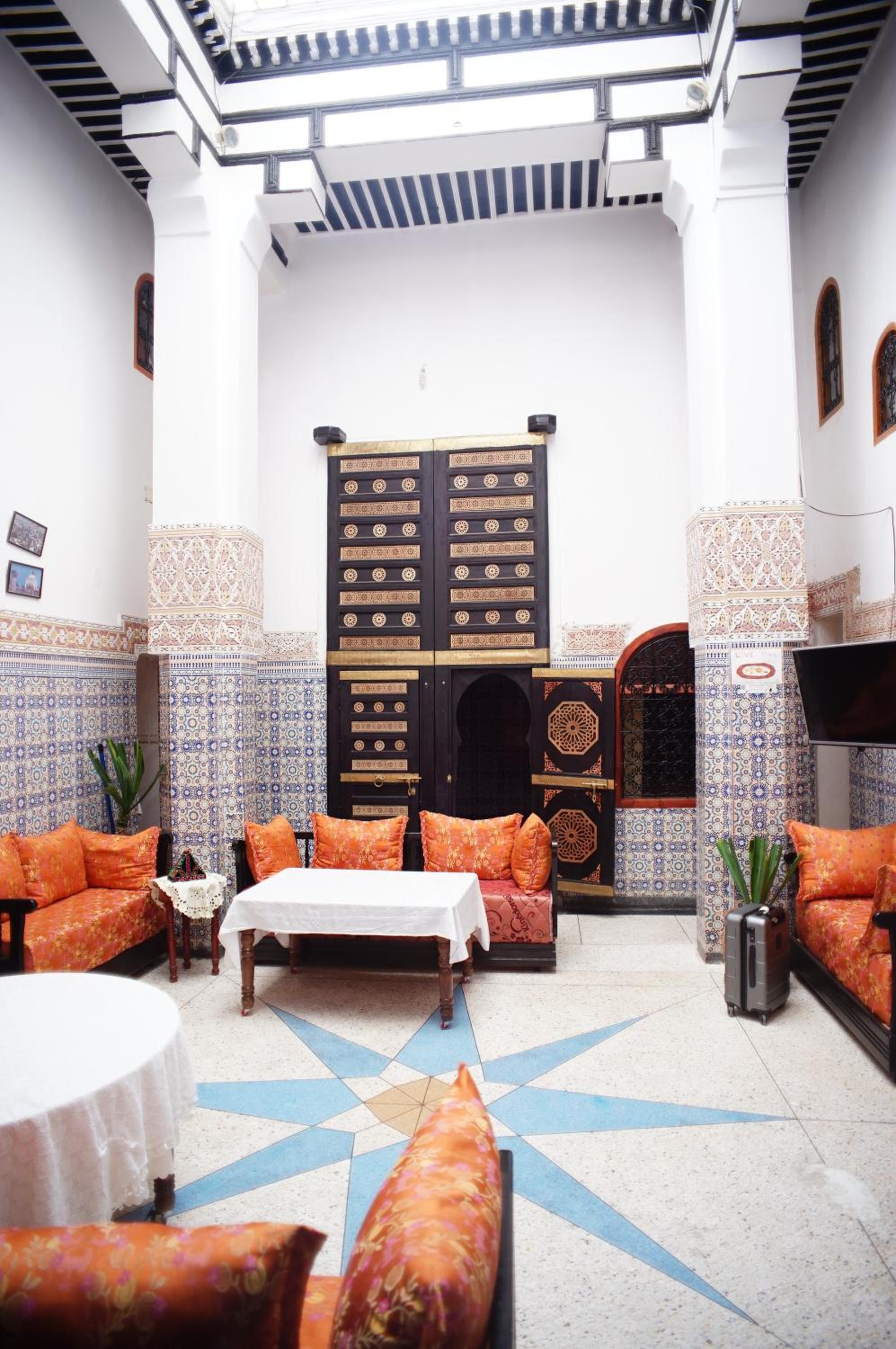 lounge