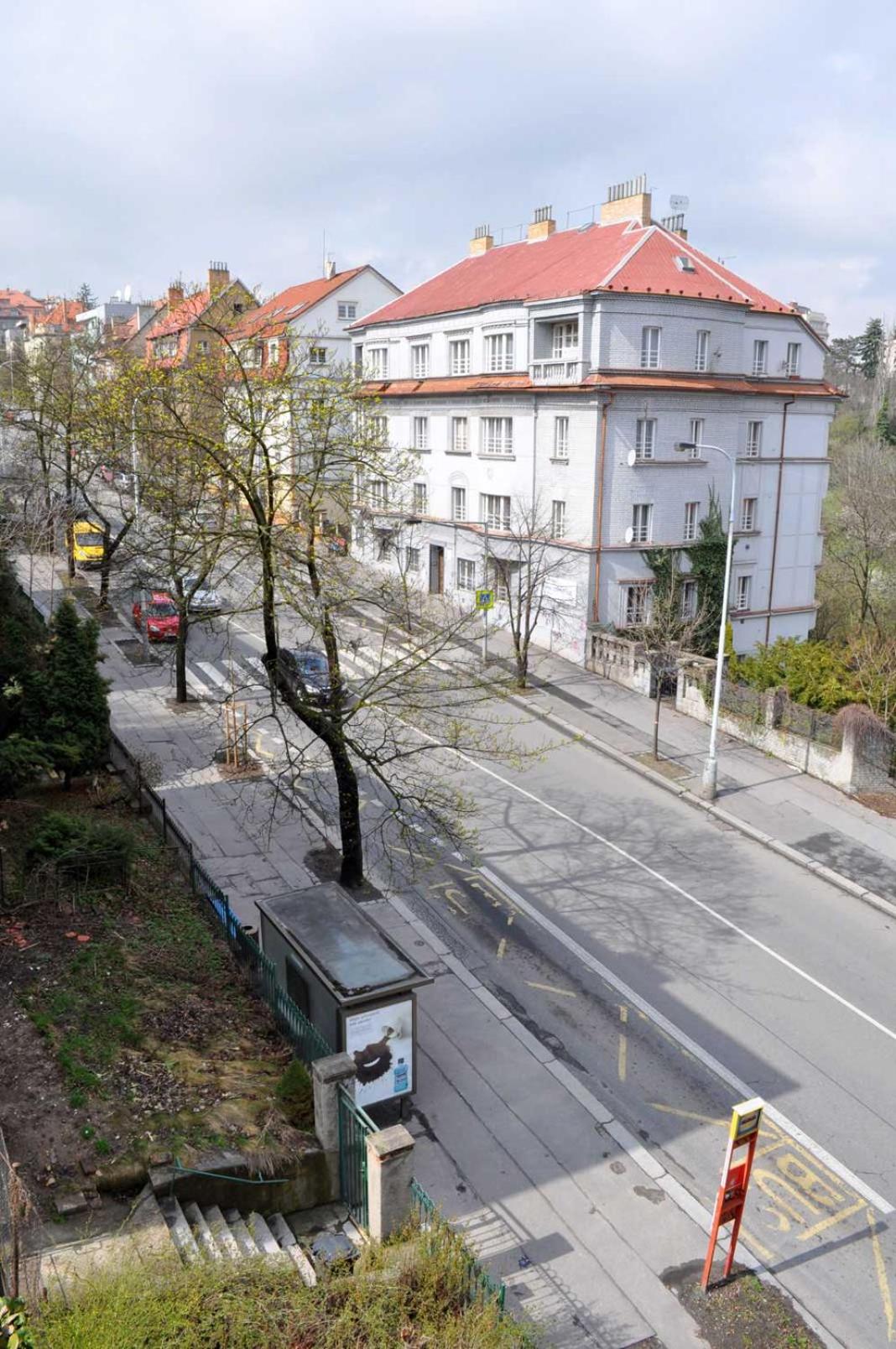 Central-Modern-Apartment