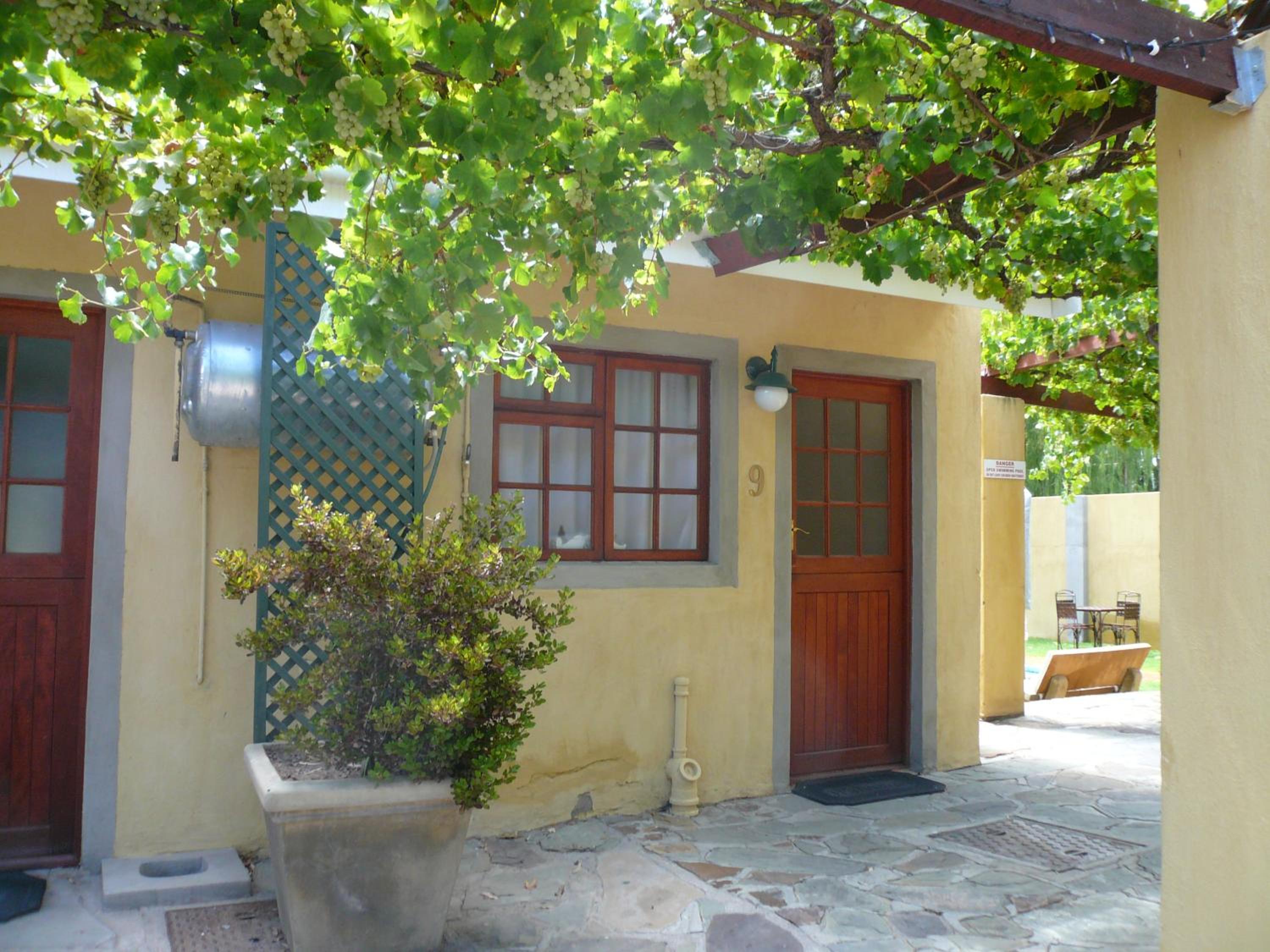 17 on Bird Guest House
