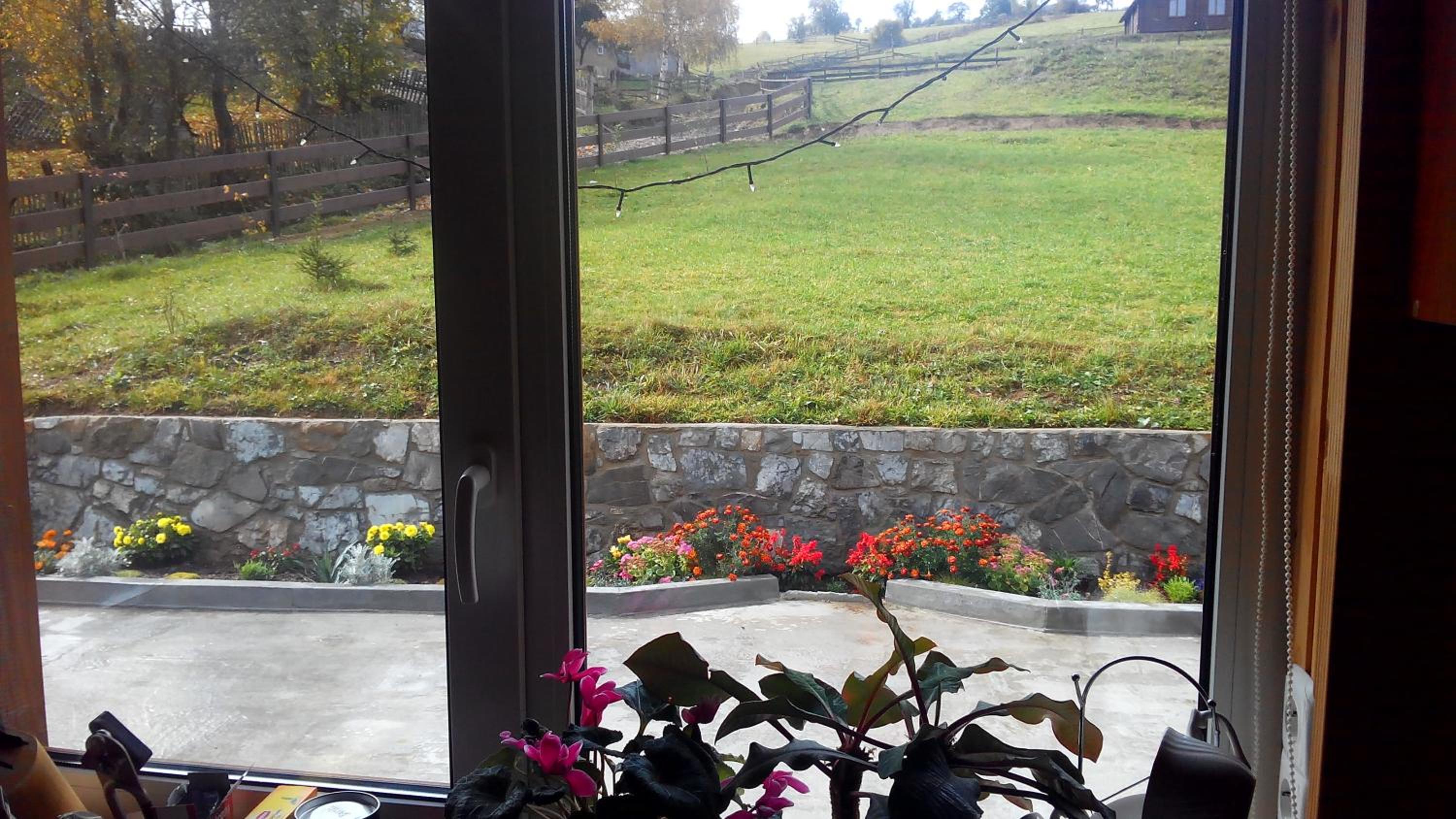 Cottage Ozerniy