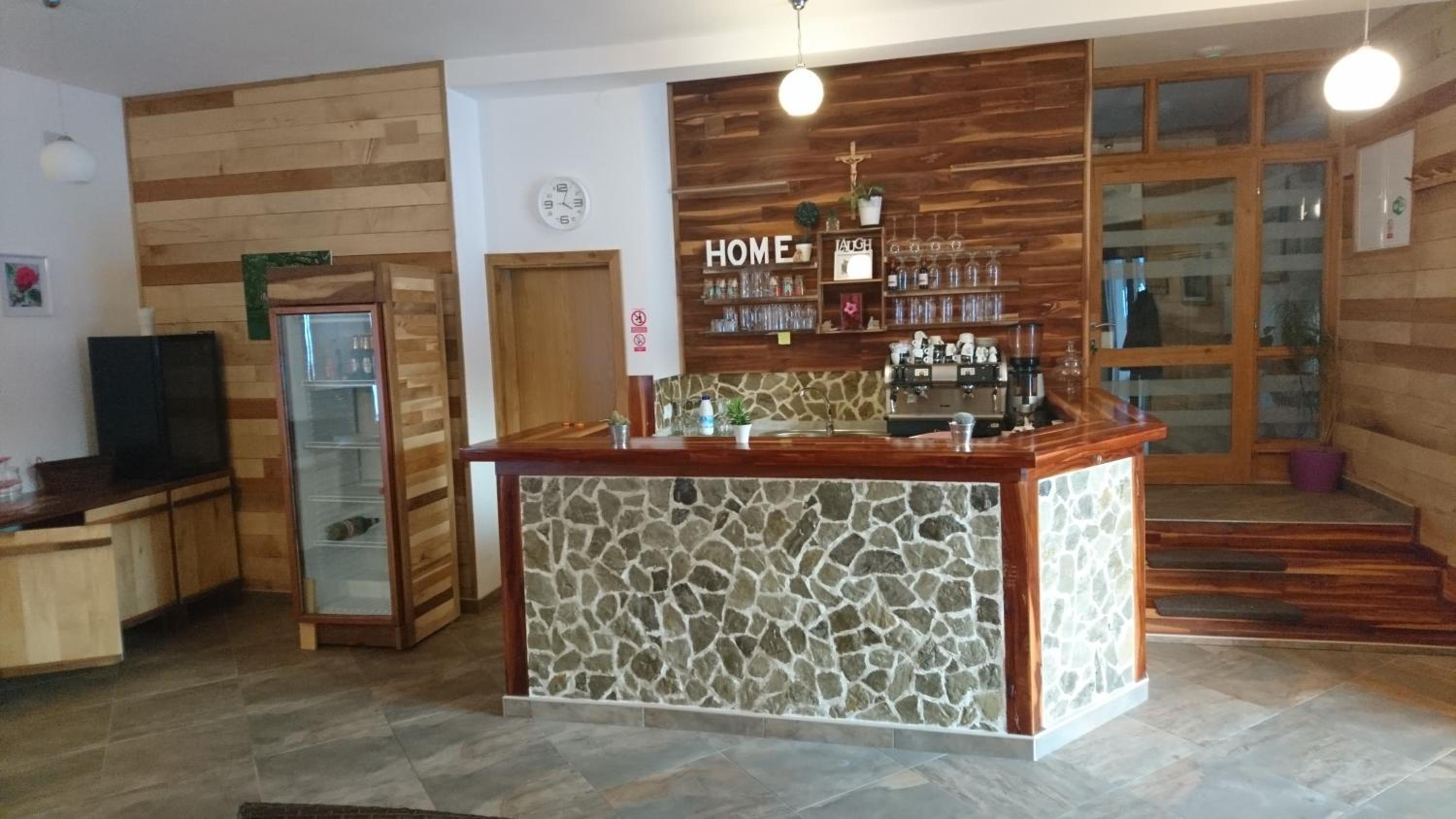 Villa Stone