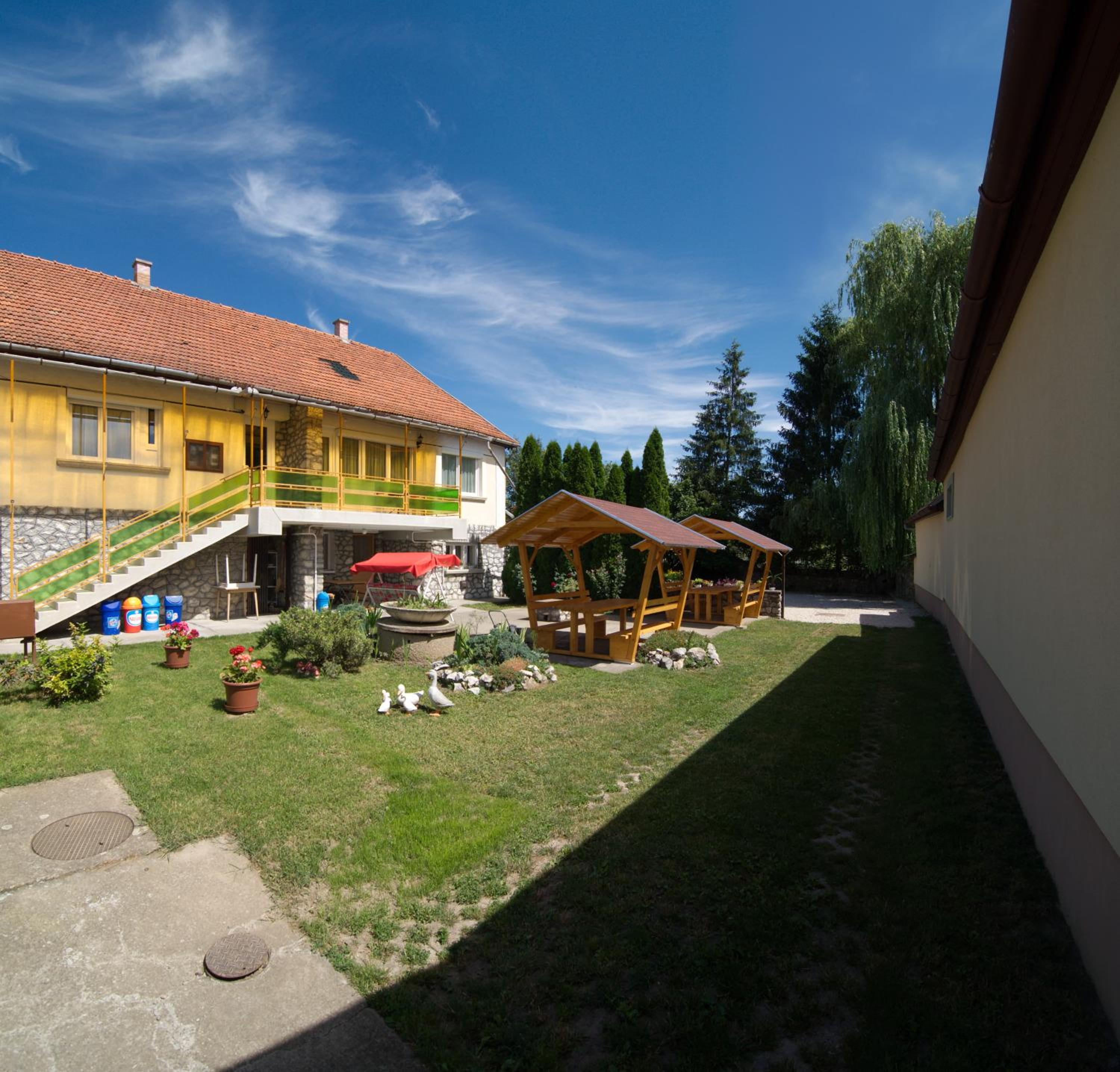 Photo 35