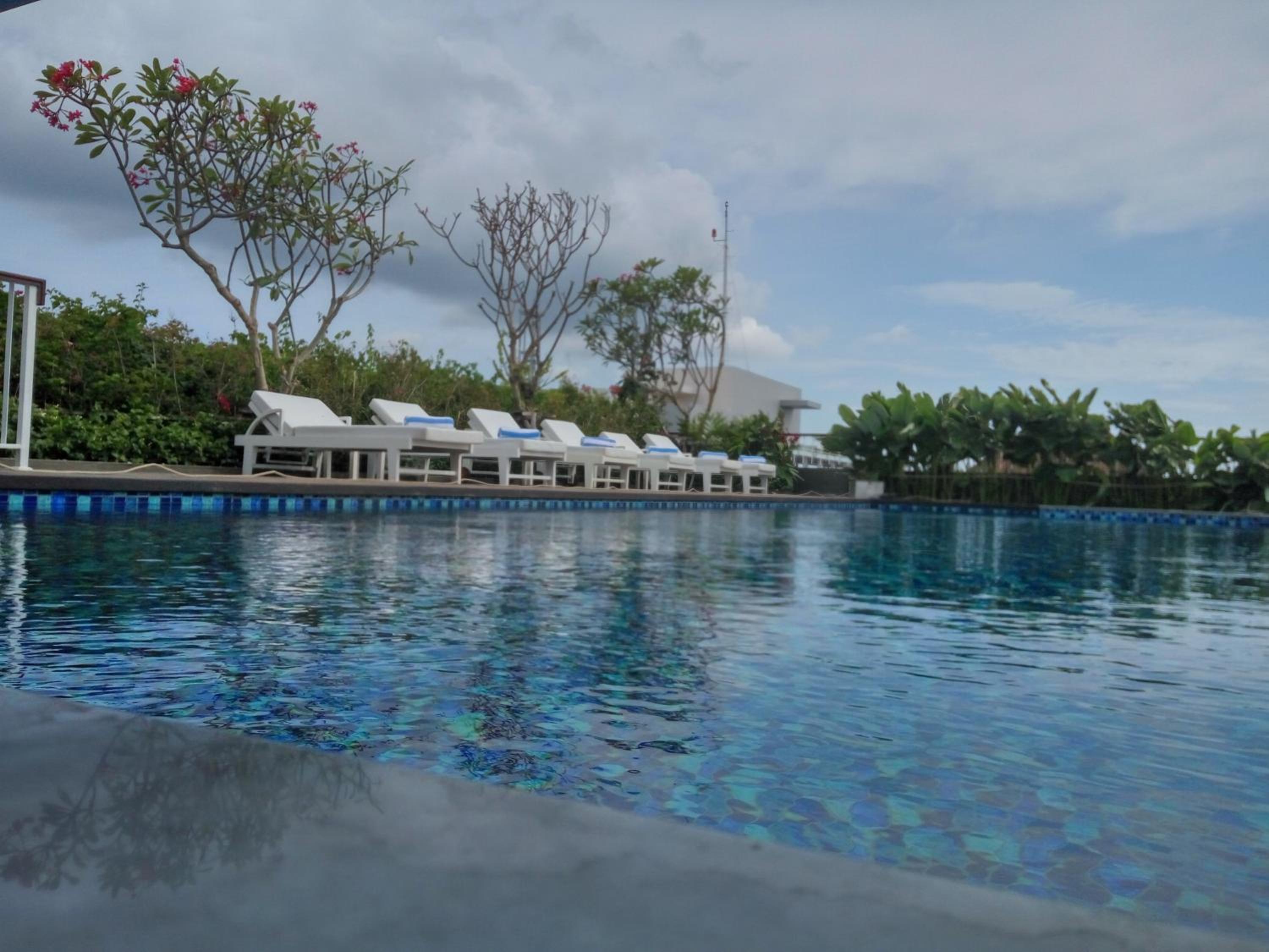 Jambuluwuk Oceano Seminyak Hotel-4