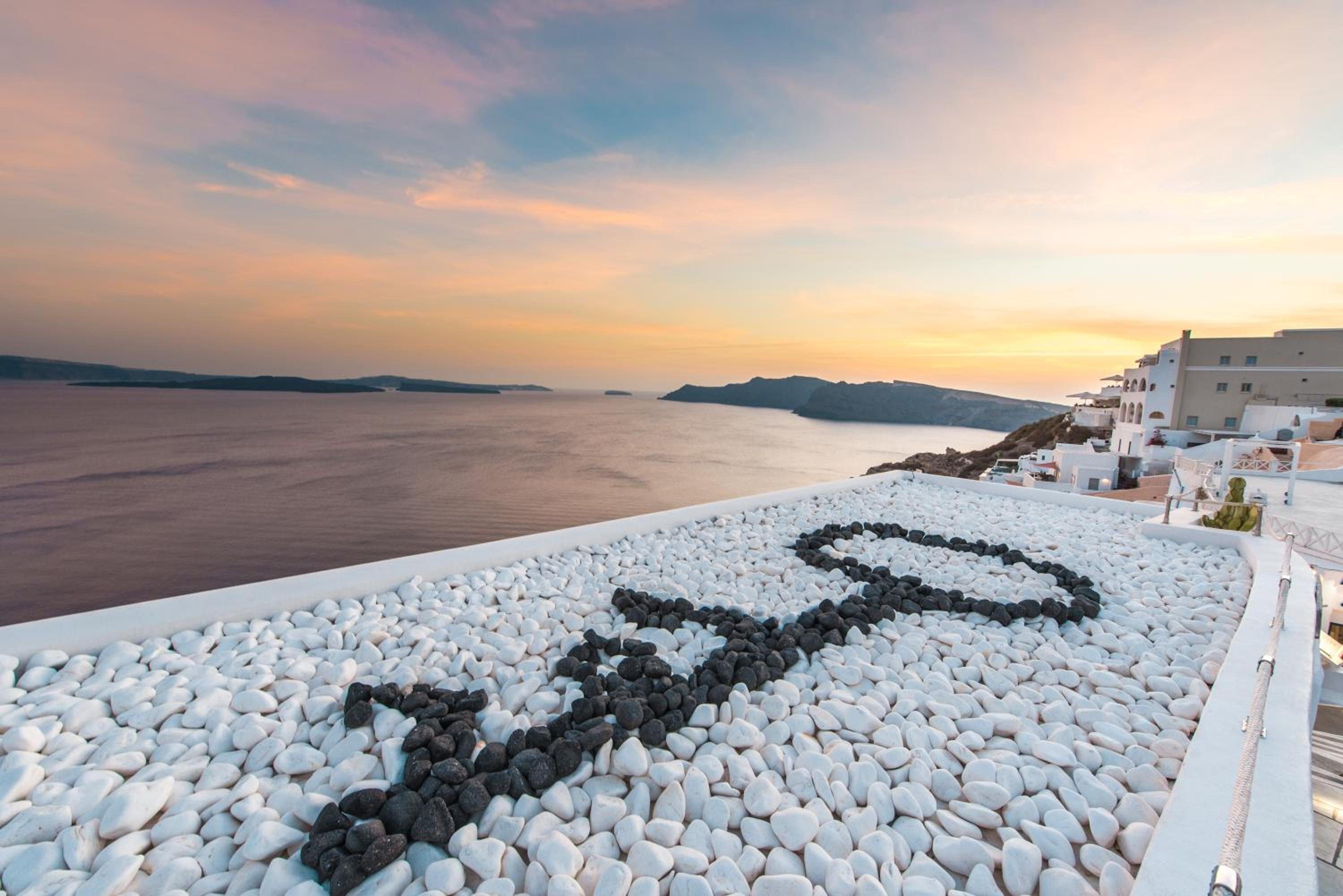 Santorini Secret Suites & Spa 76