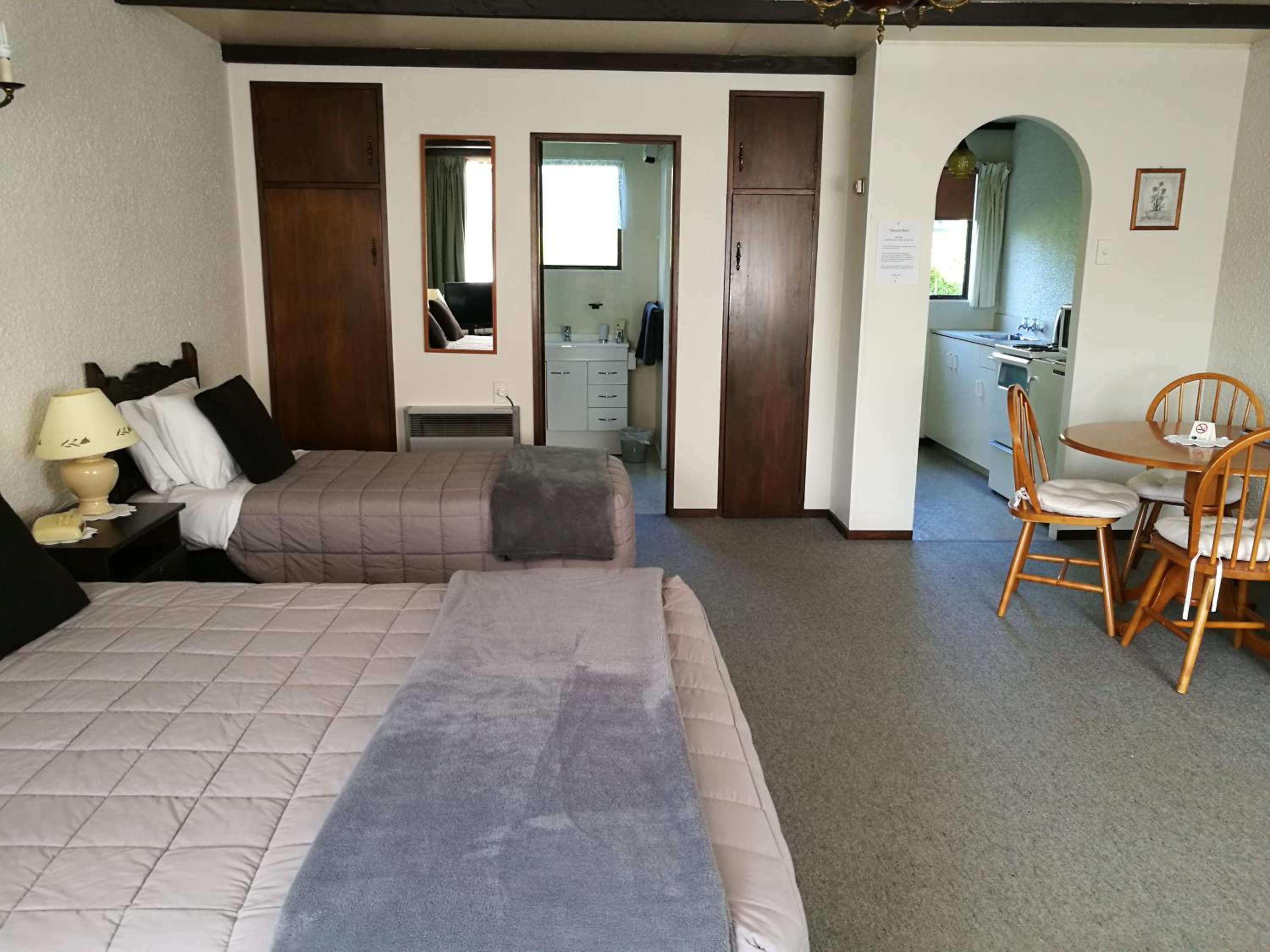 Photo 18
