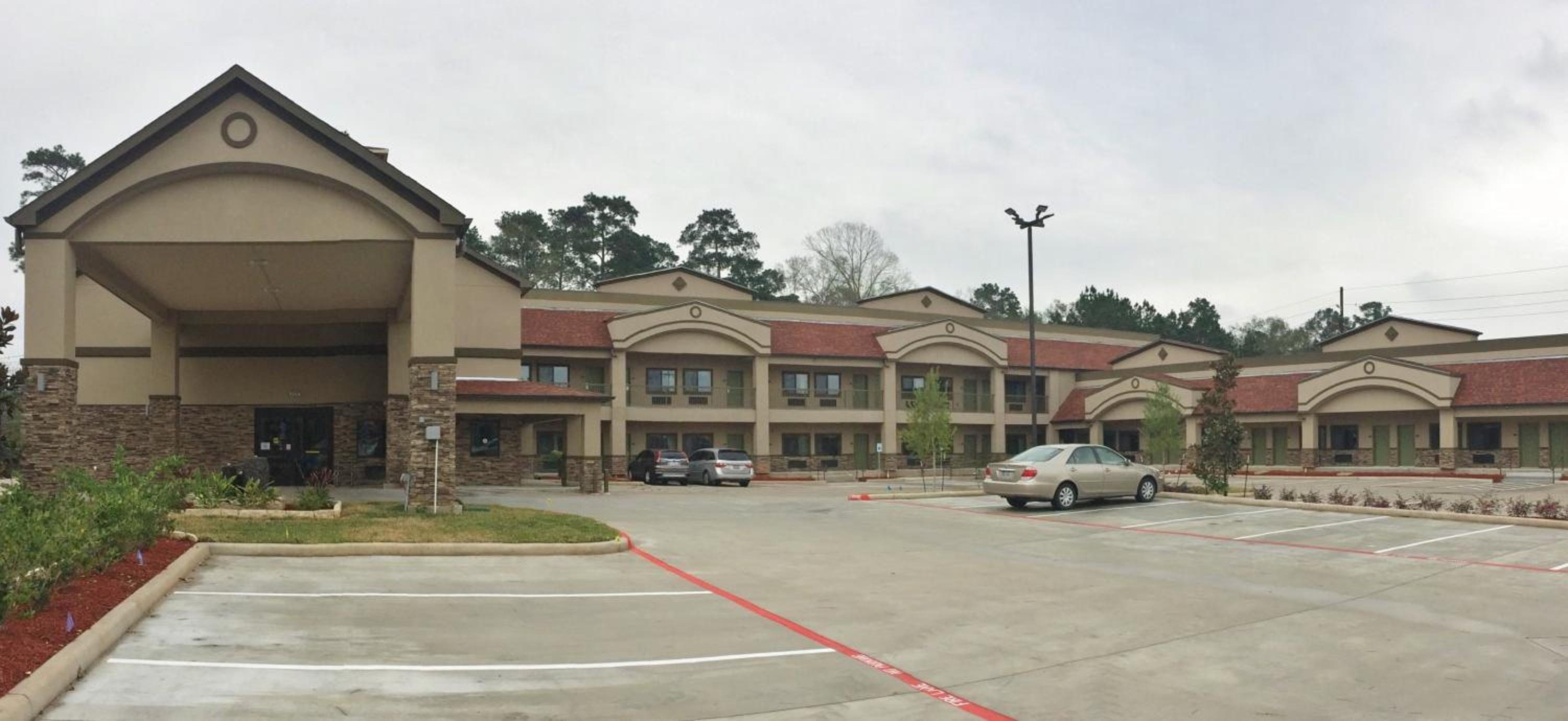 Scottish Inn & Suites - Conroe