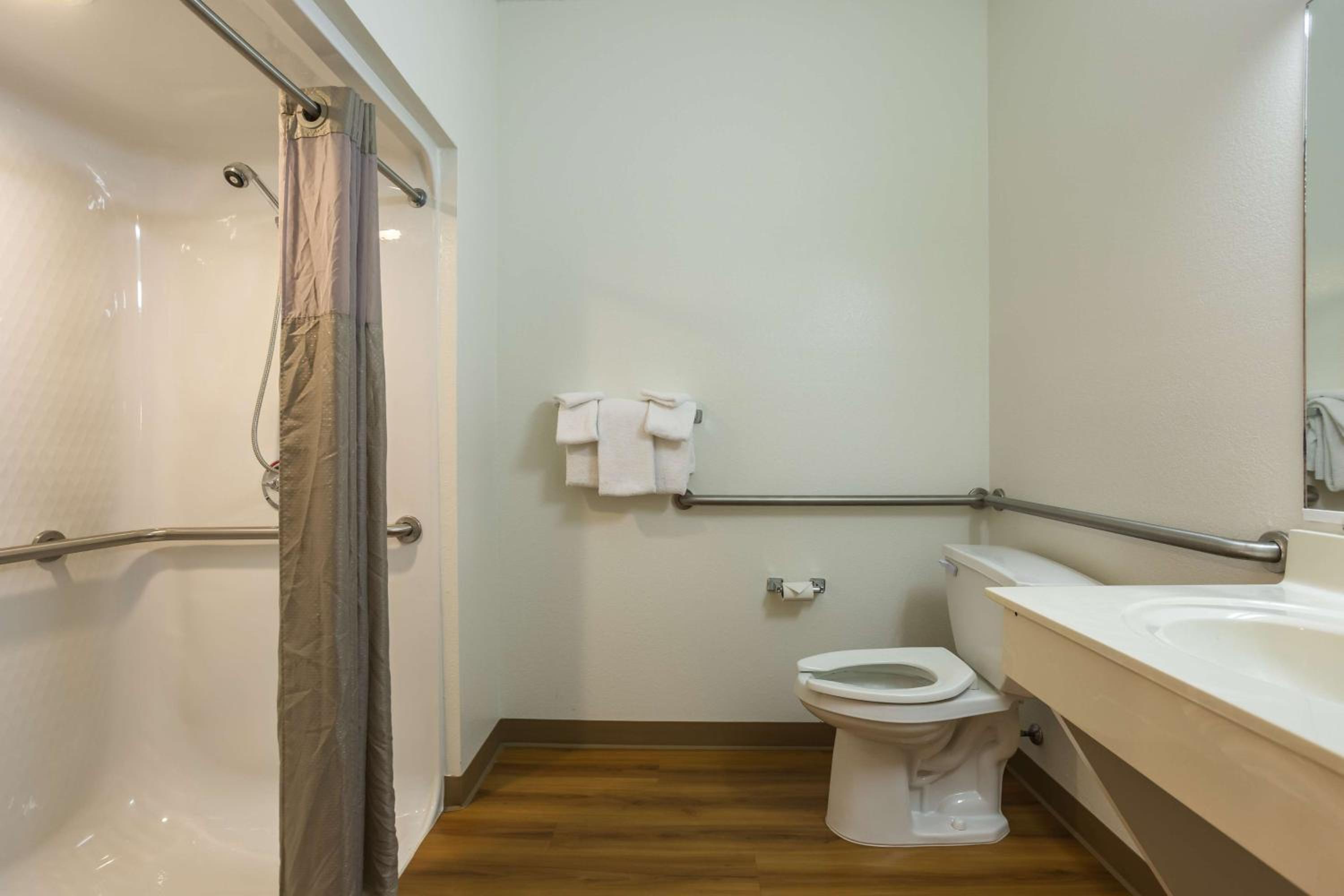 Motel 6 Dale, Indiana Near Holiday World and Splashing safari#Central Time #I64 Highway