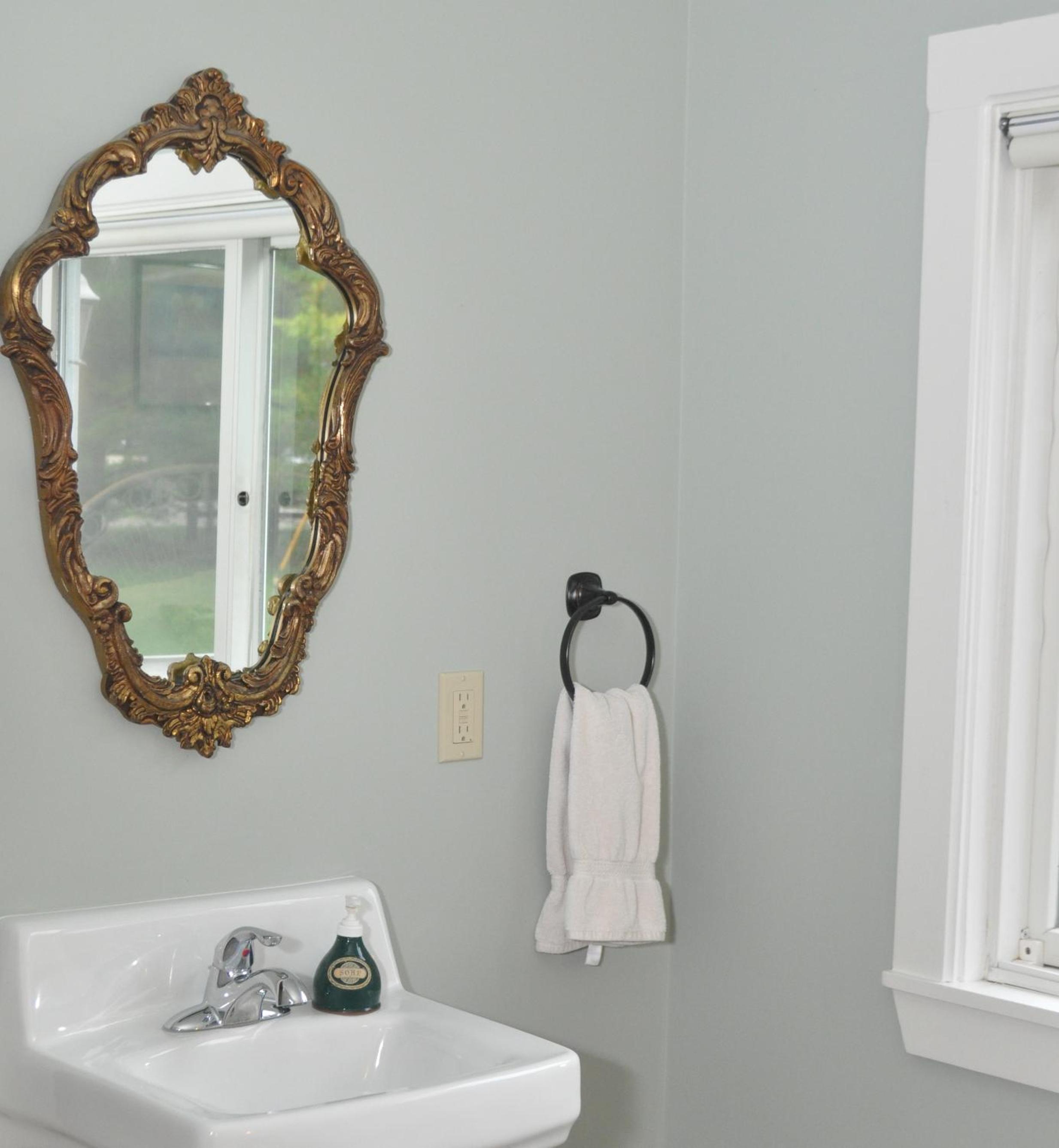 Sylvan Inn Bed & Breakfast