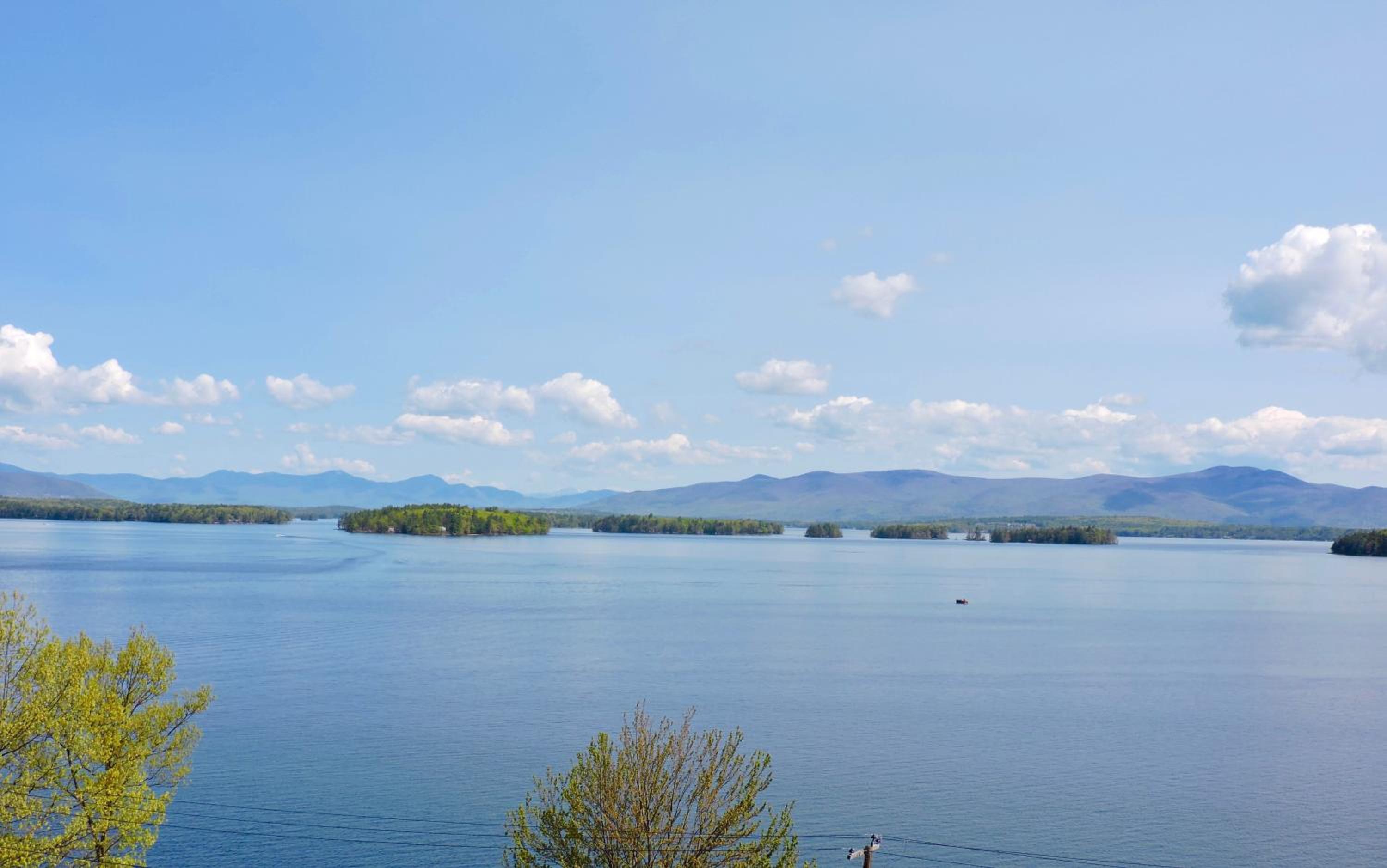 Belknap Point Inn