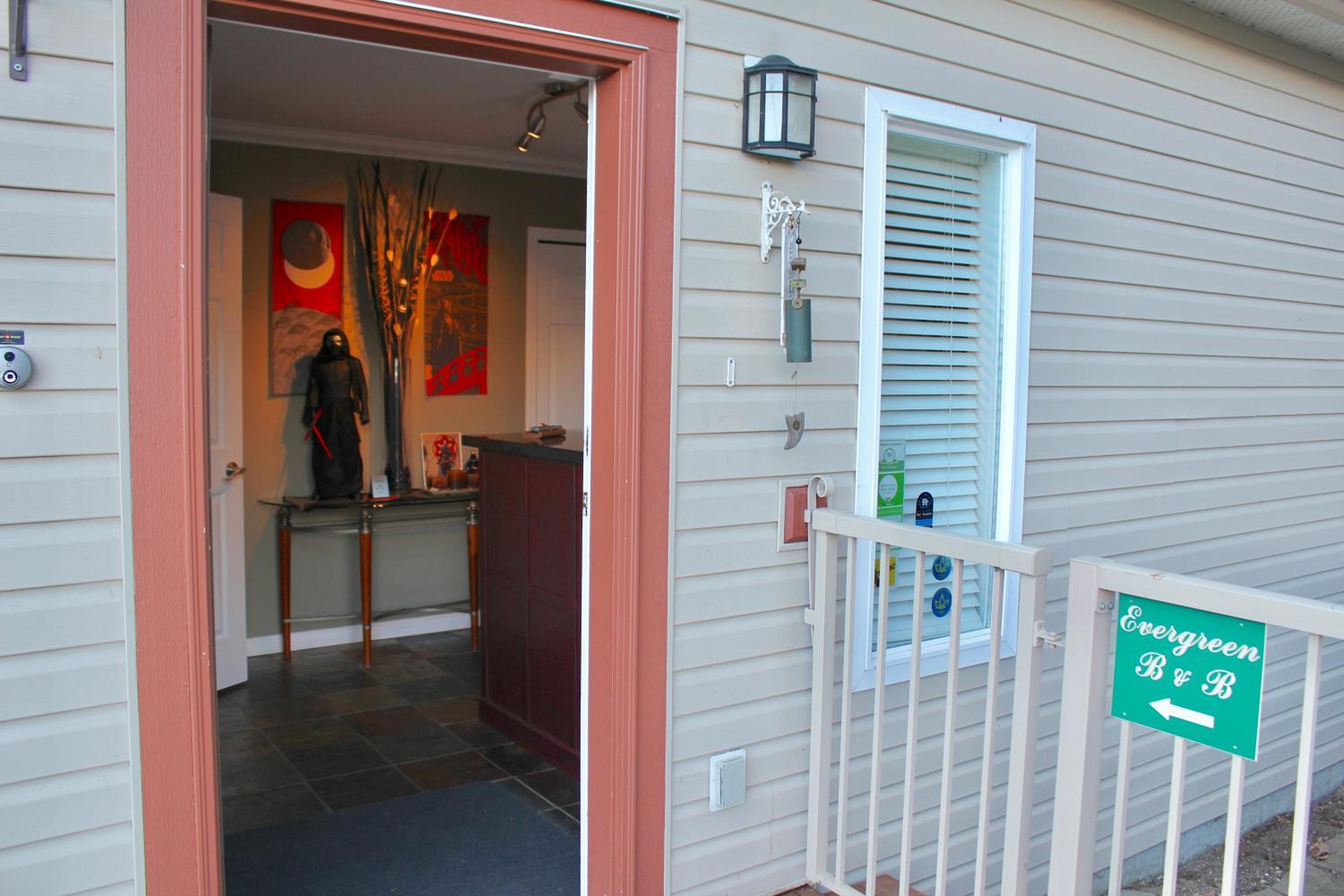 Evergreen Bed & Breakfast