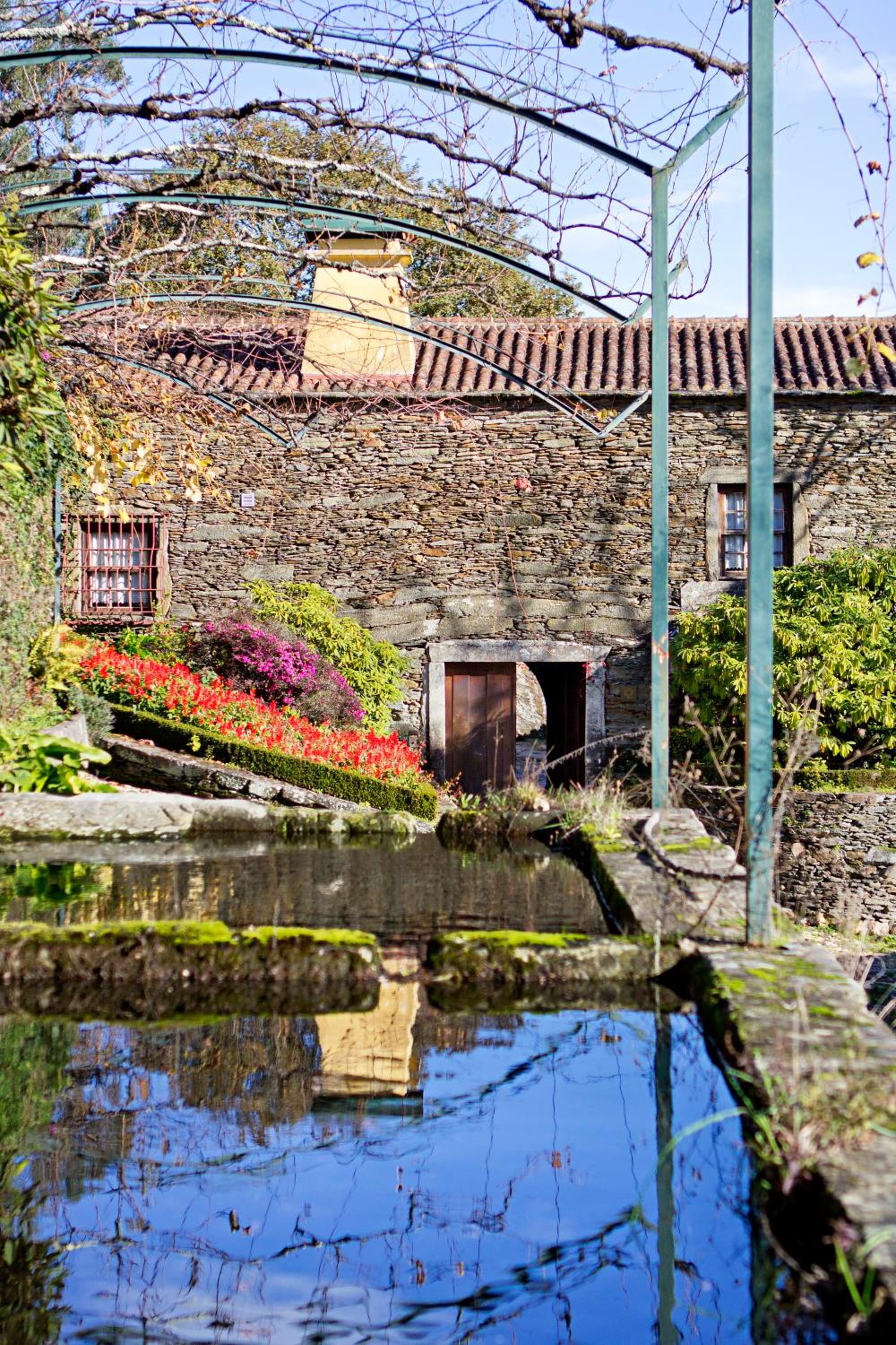 Quinta de Mourães - Casa do Xisto view 2