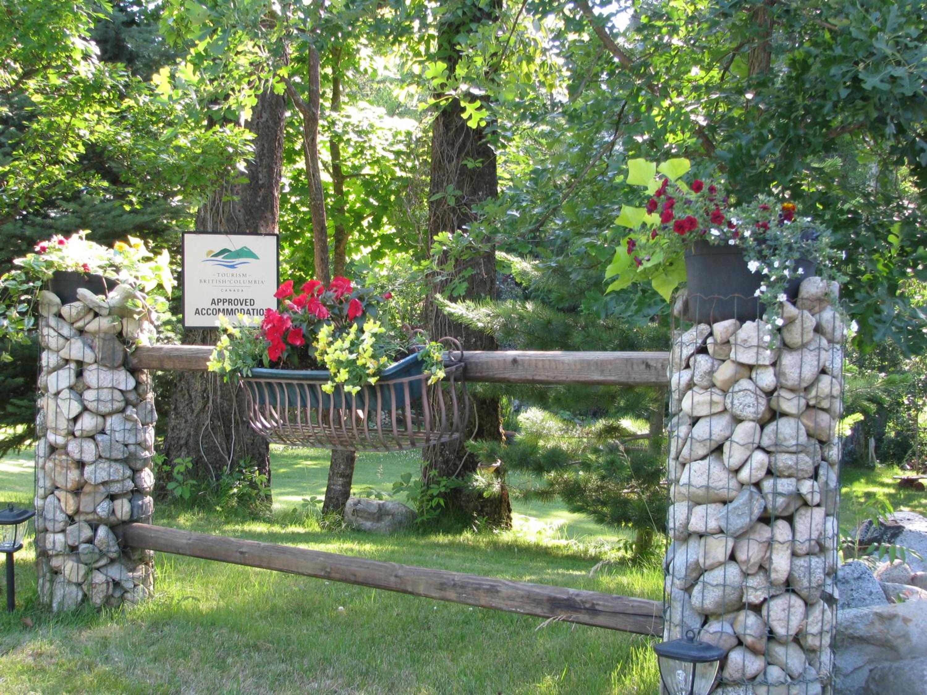 Barefoot Villas and Retreat