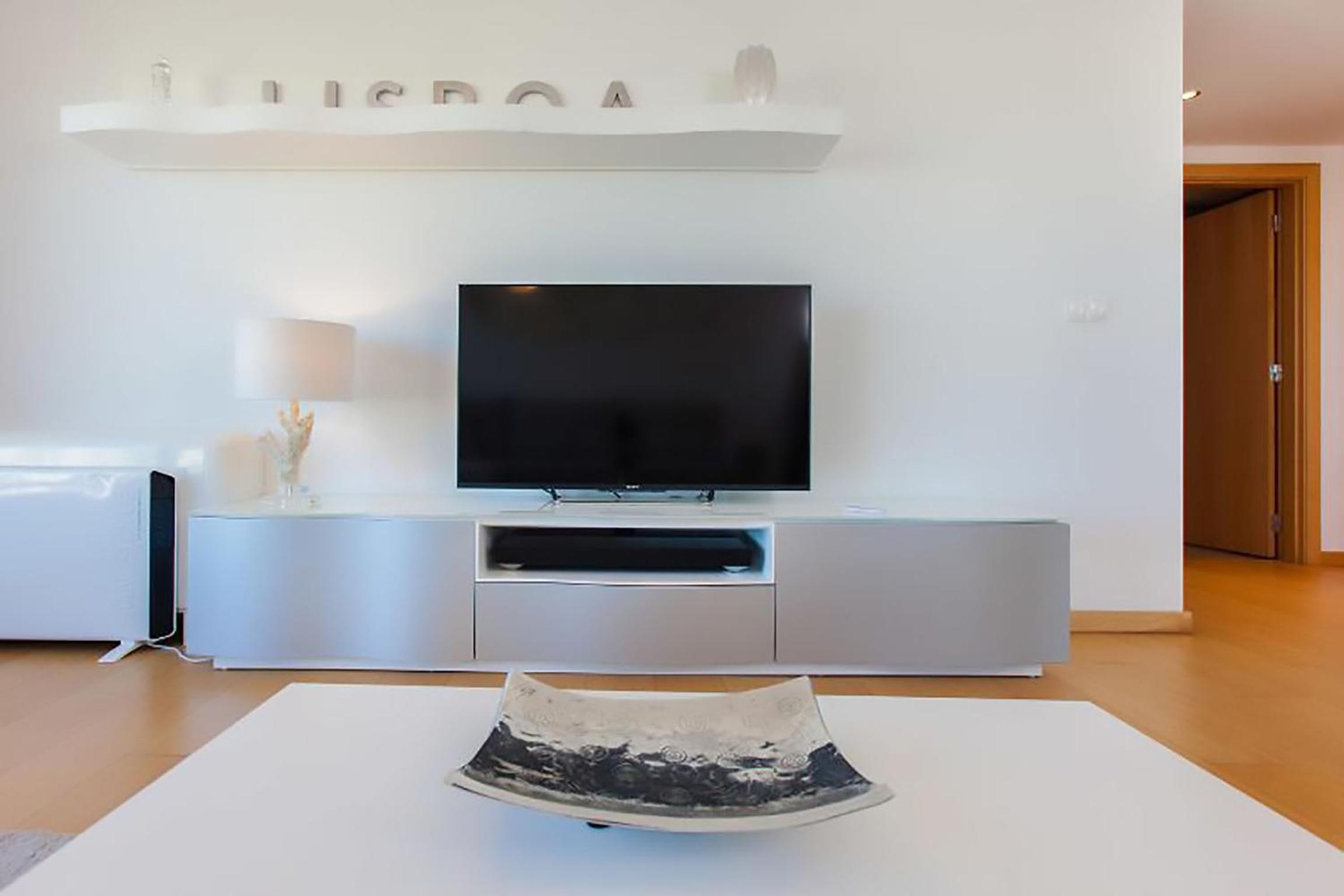Finest Rentals - Expo Riverside view 4