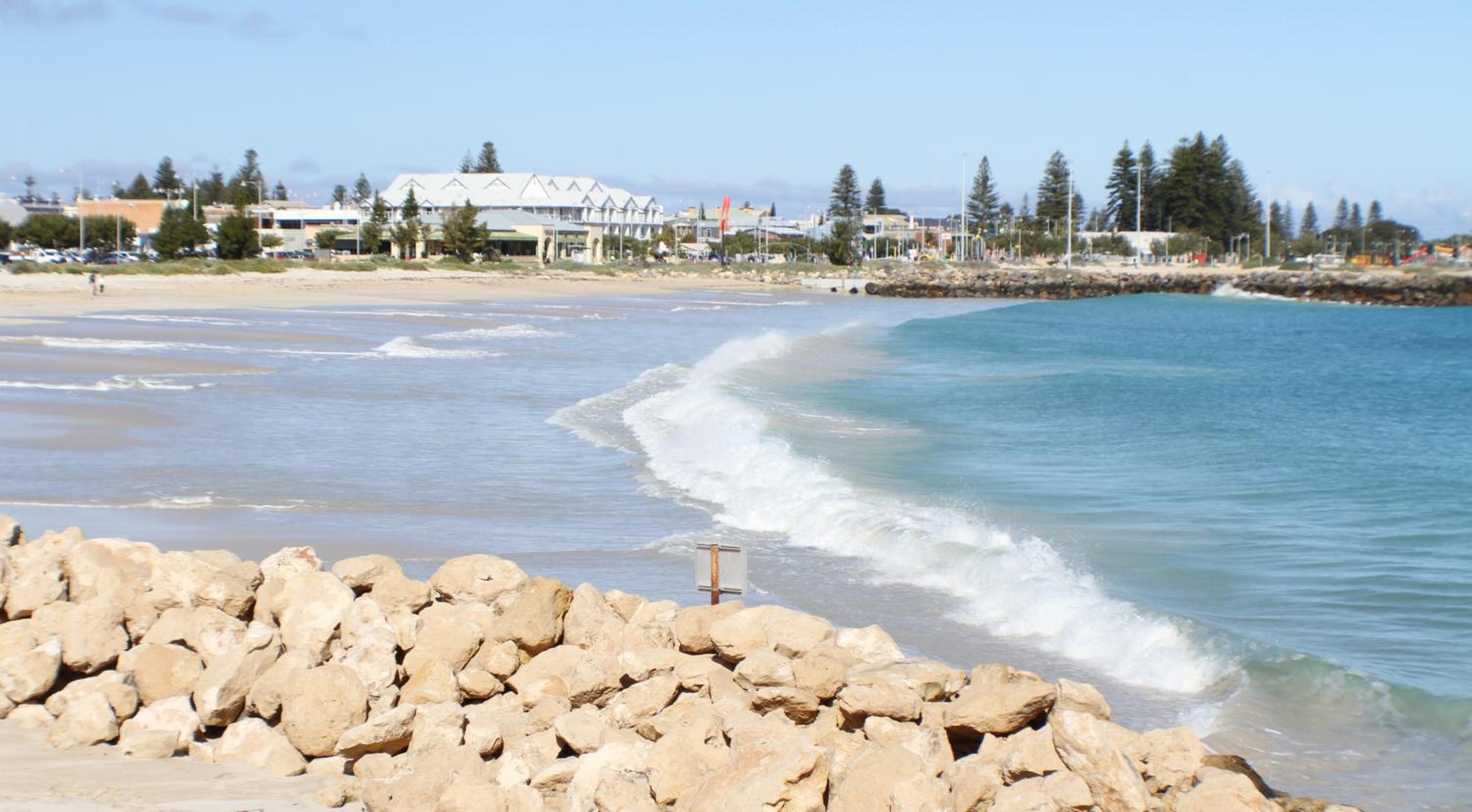 Geraldton Luxury Vacation Home with free Streaming