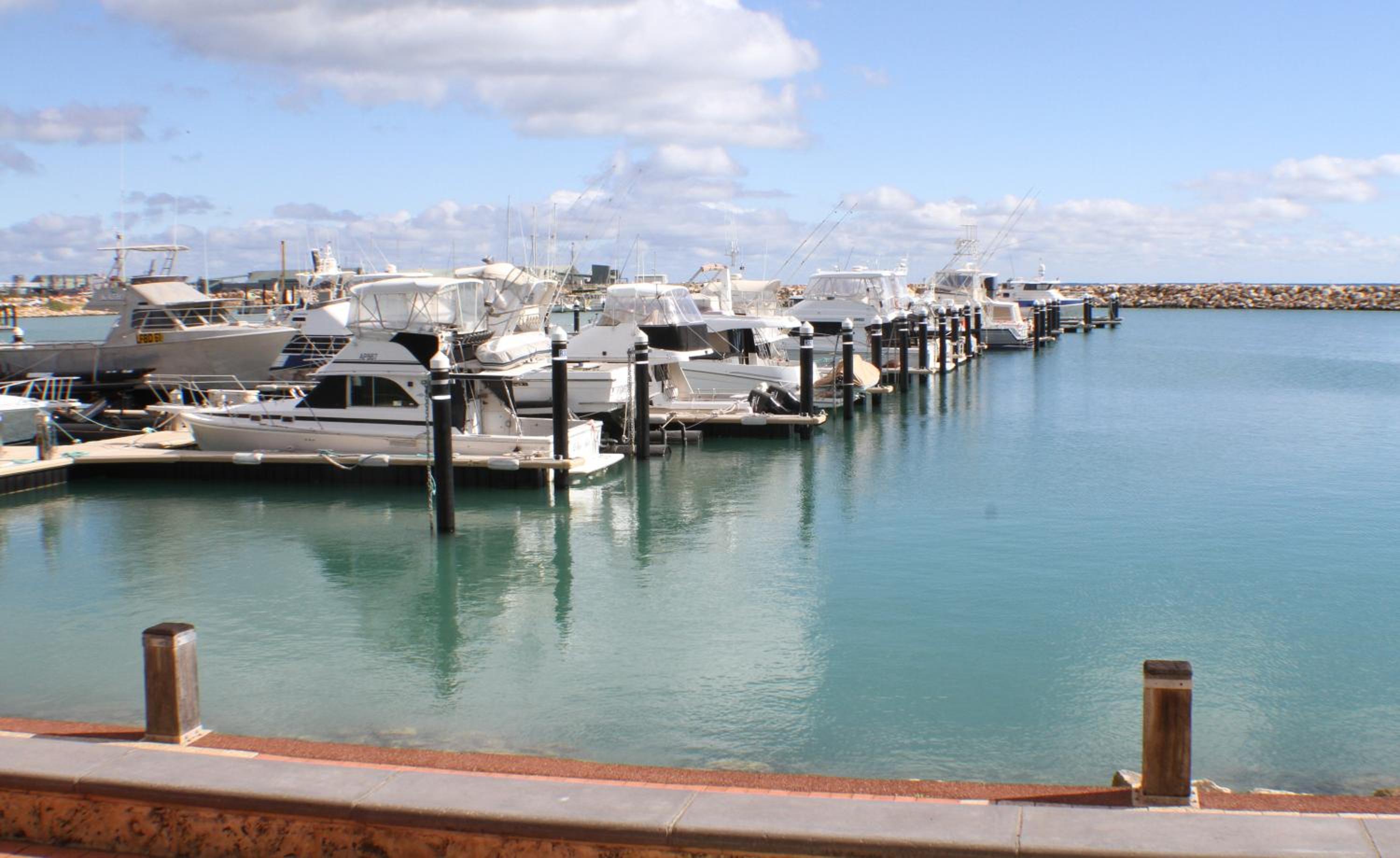 Geraldton Luxury Vacation Home with free Streaming