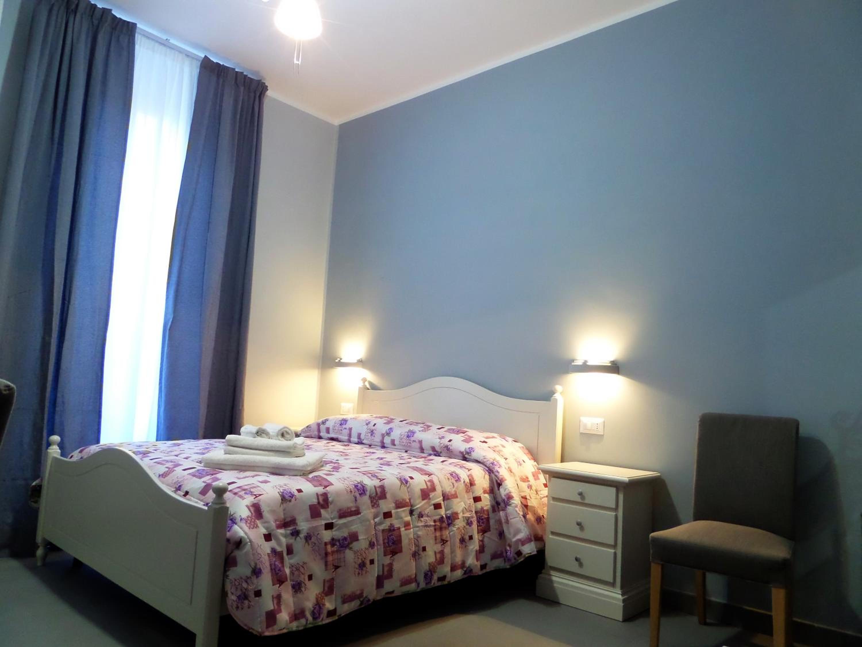 325 Rooms ai Fori