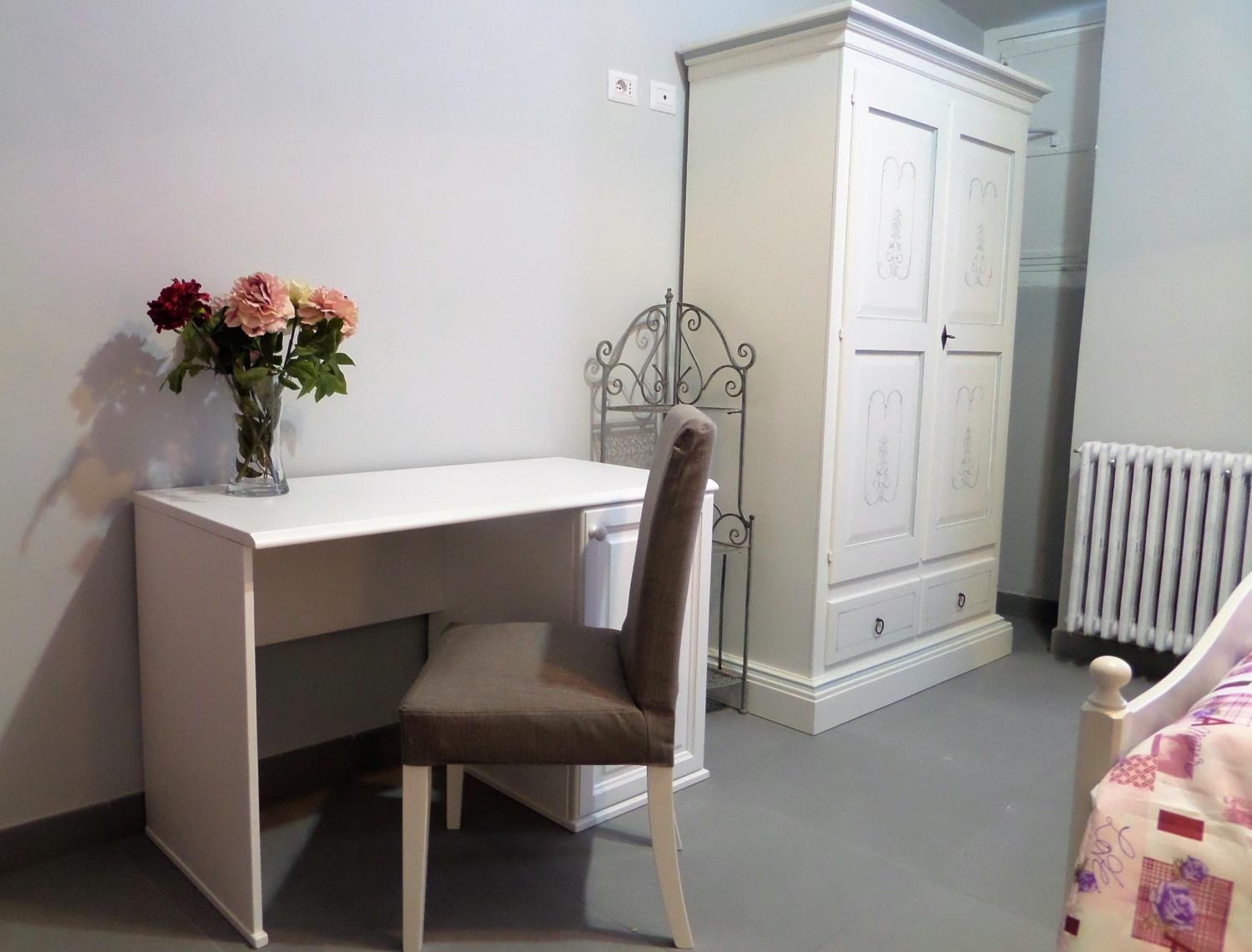 325 Rooms ai Fori