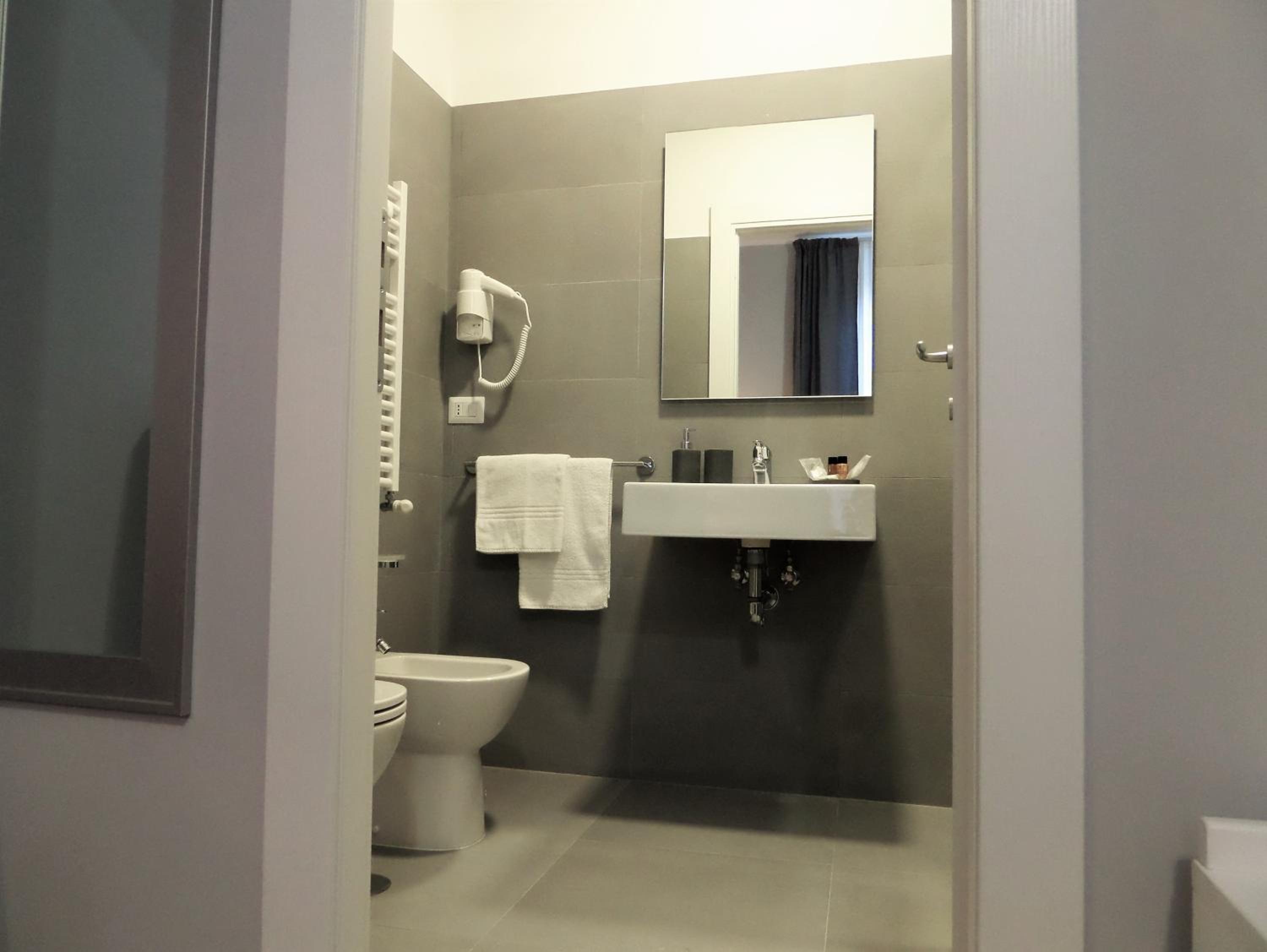 325 Rooms ai Fori
