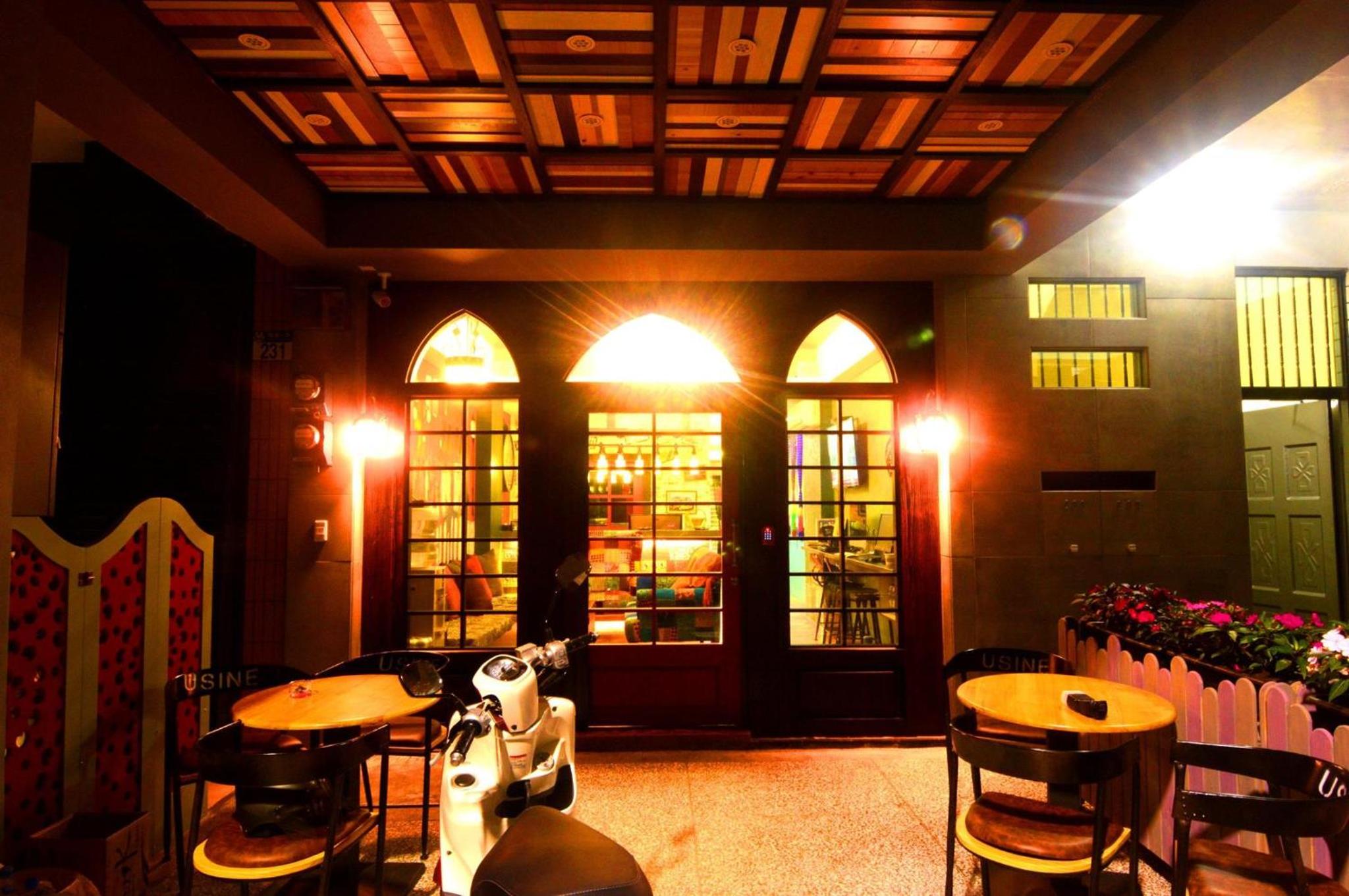 Arch Inn