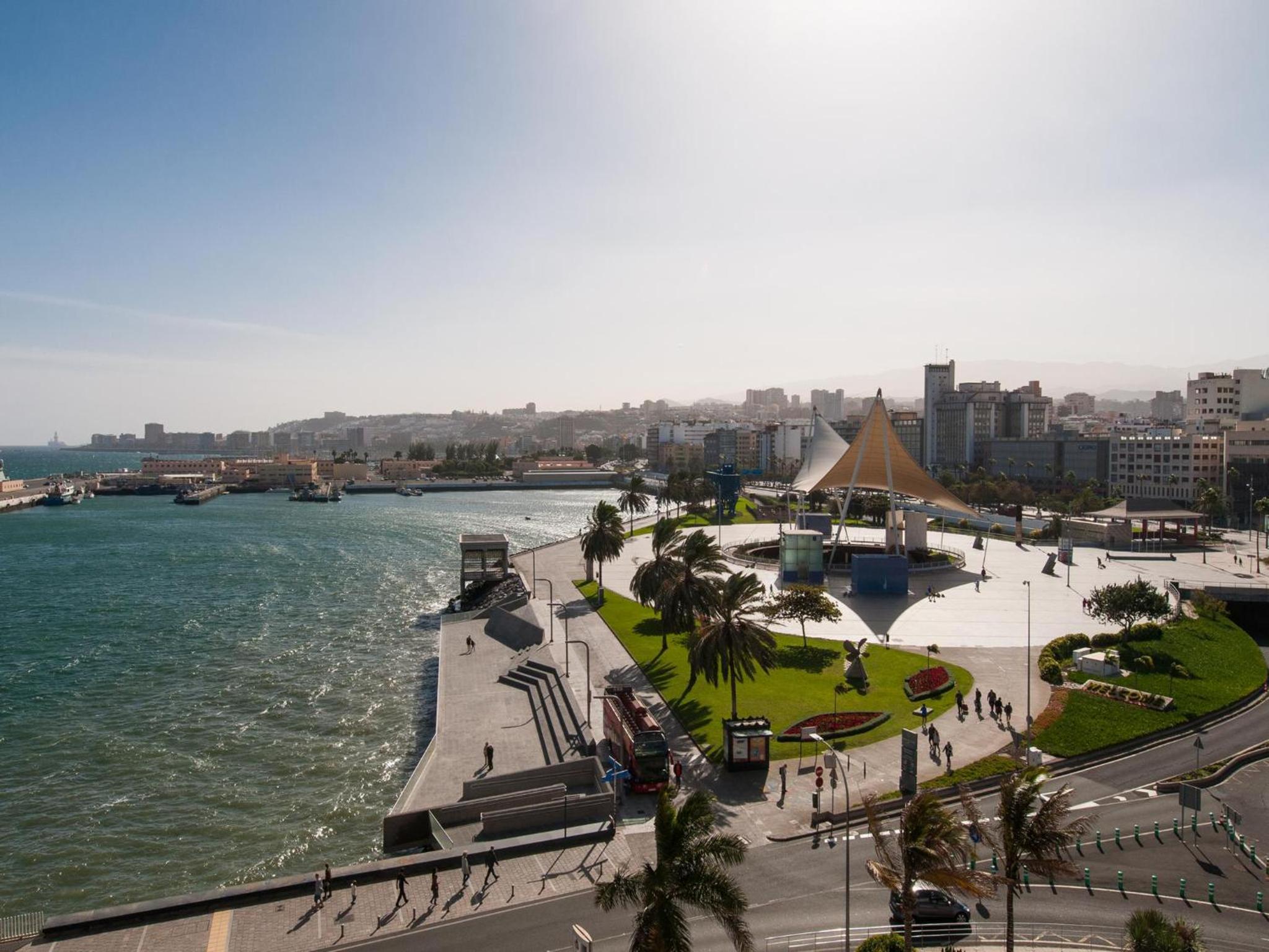 Apartments Las Canteras Beach LM3 by VillaGranCanaria