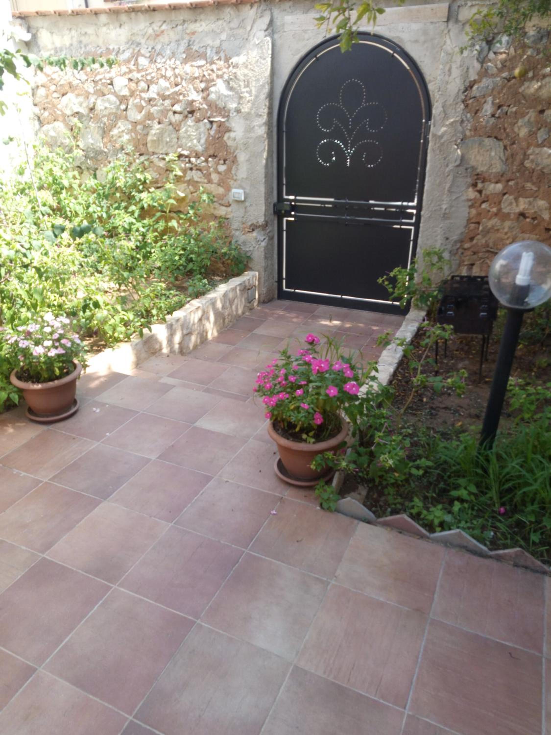 Photo 28