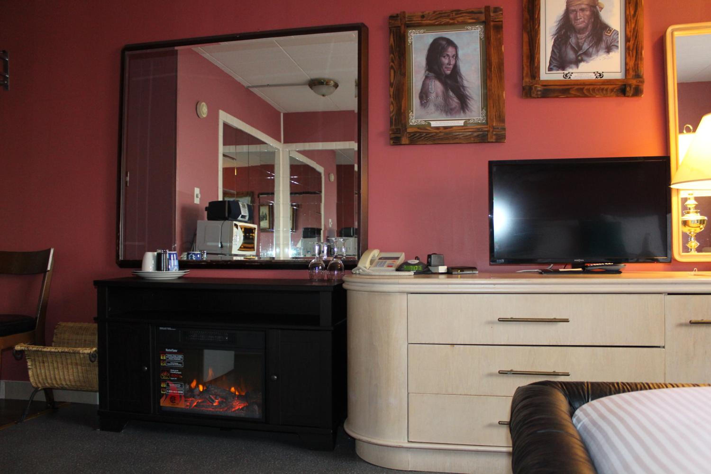 Ritz Inn Niagara - Image 5