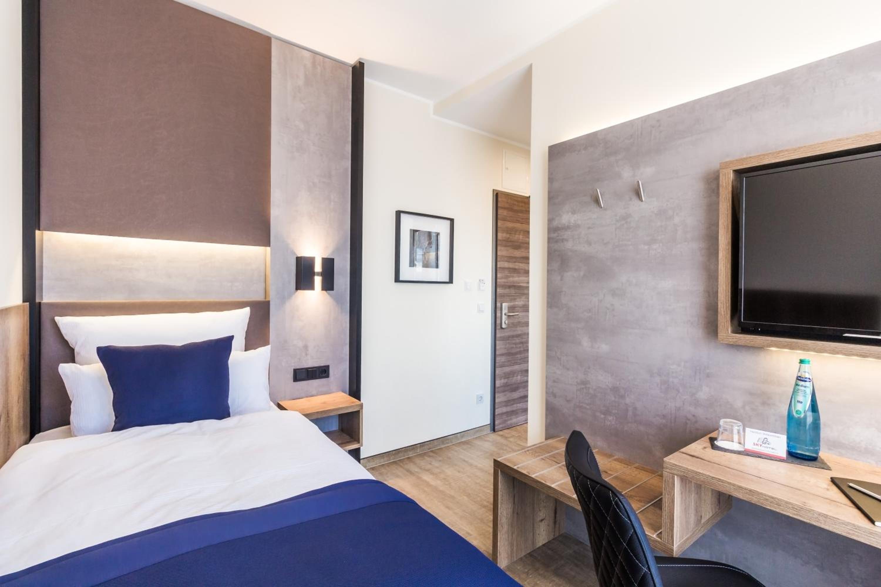SKY Hotel Cloppenburg - Property Image 4