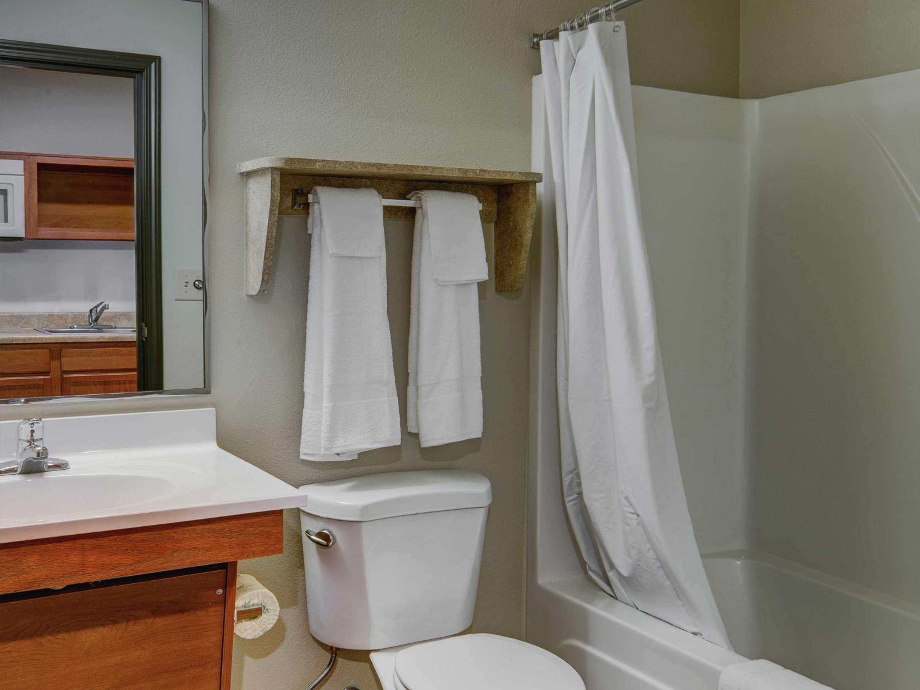 WoodSpring Suites Kansas City Lenexa - Property Image 6