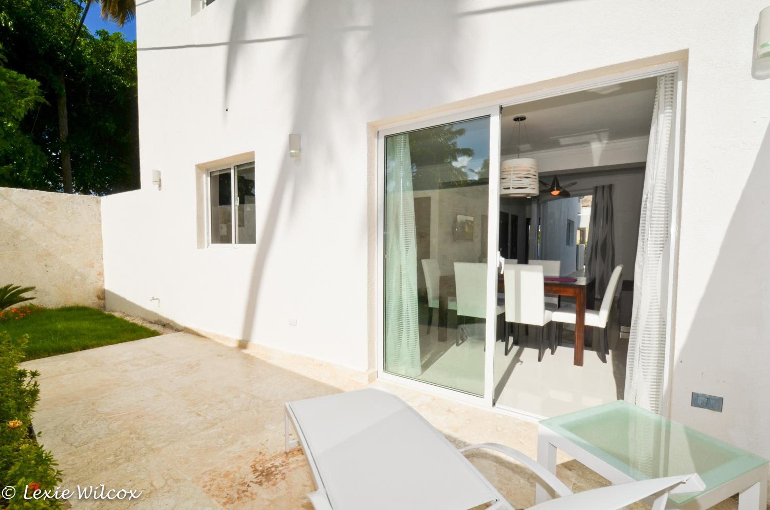 The Sanctuary @ Los Corales