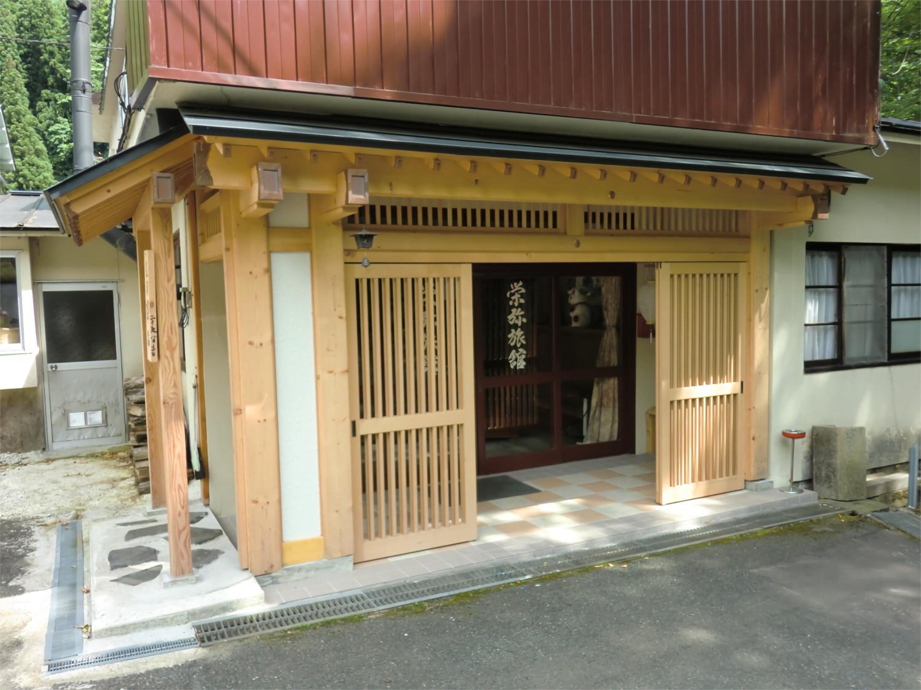 Photo 6