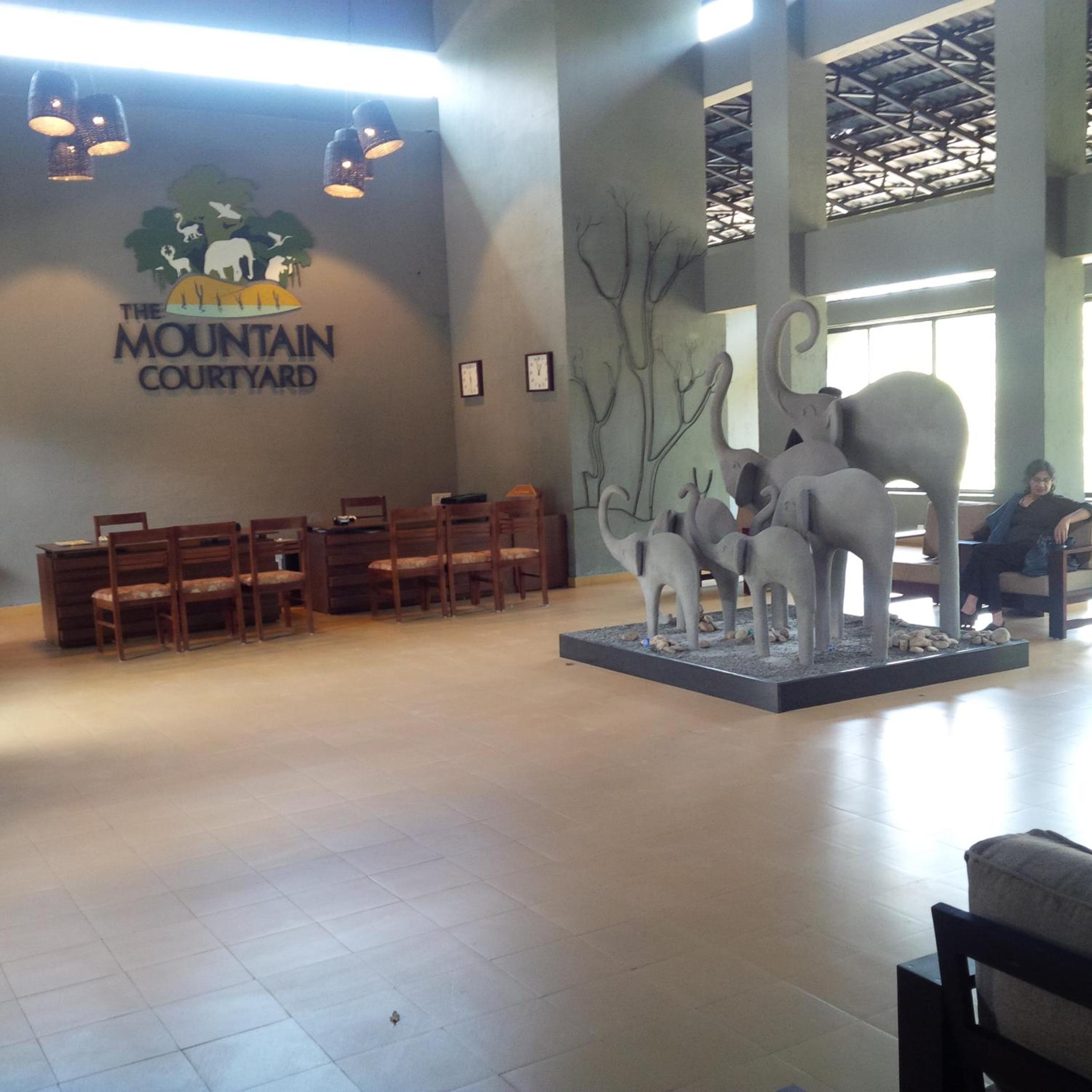 The Mountain Courtyard Thekkady