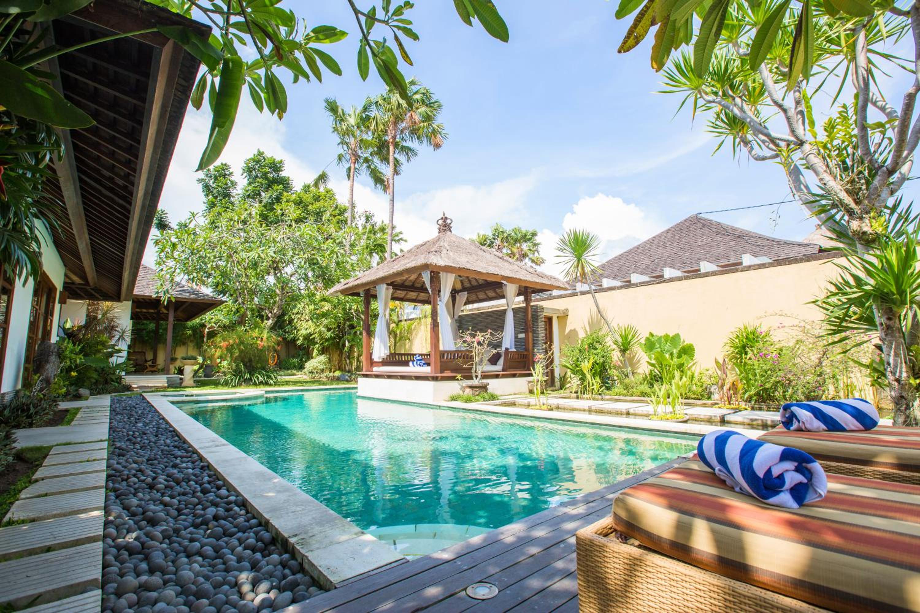 Villa Seriska Satu Sanur Luxury 4-Bedroom Villa with Private Beach Access & 24h Security