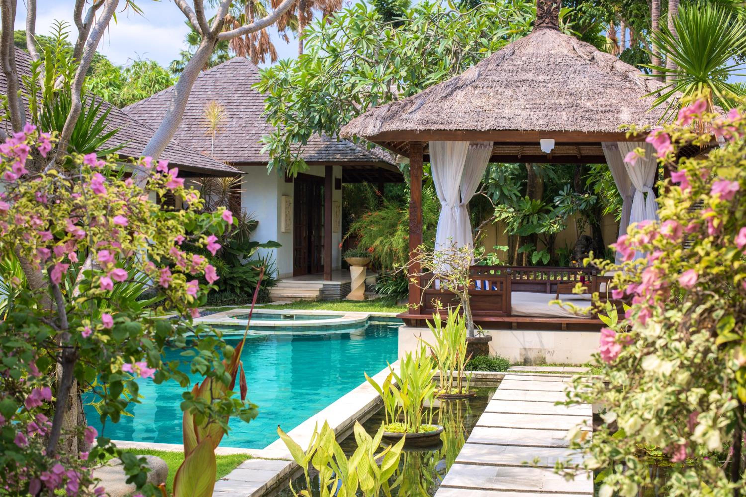 Villa Seriska Satu Sanur Luxury 4-Bedroom Villa with Private Beach Access & 24h Security