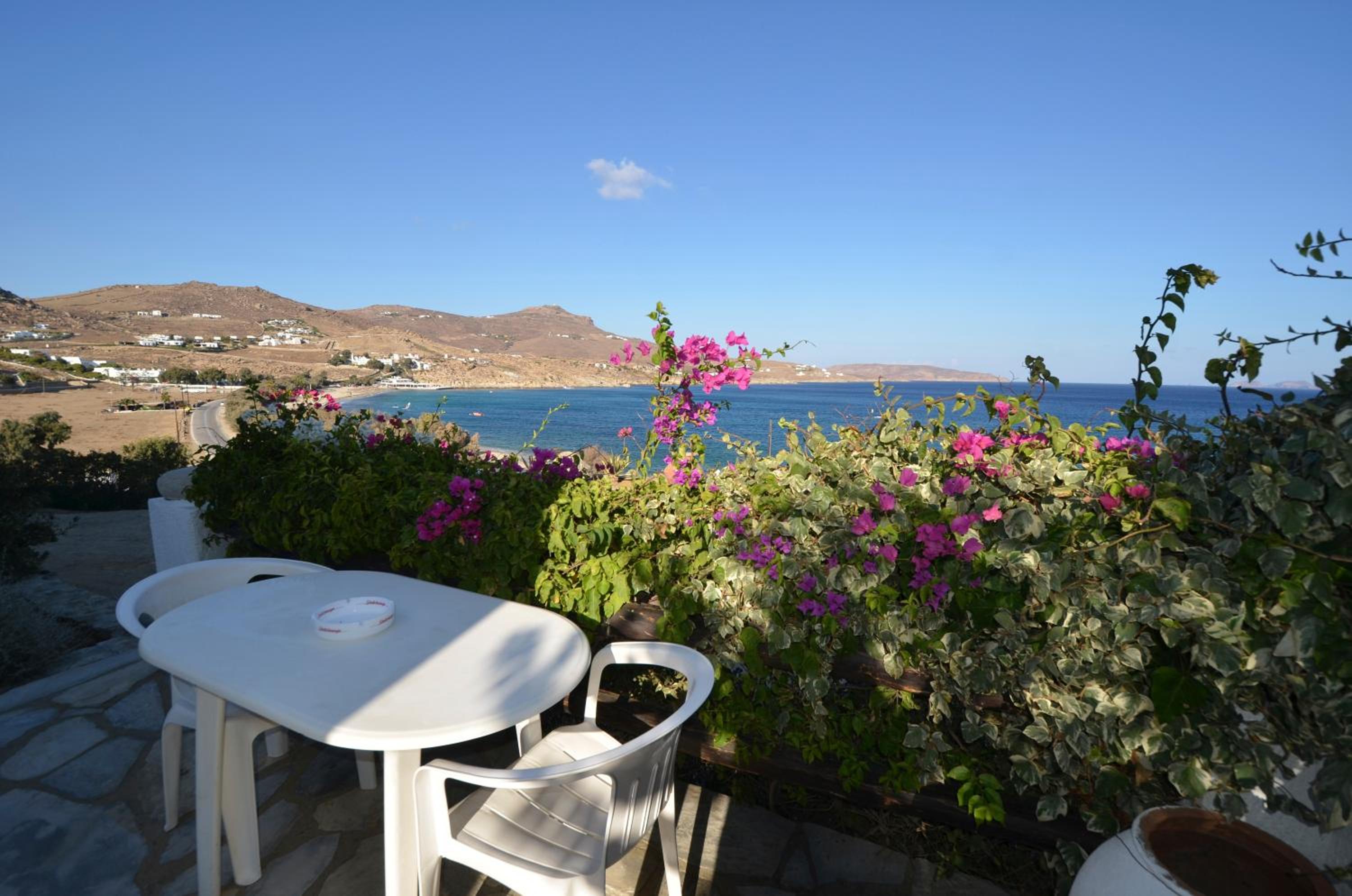 Villas Kalafatis Apartments