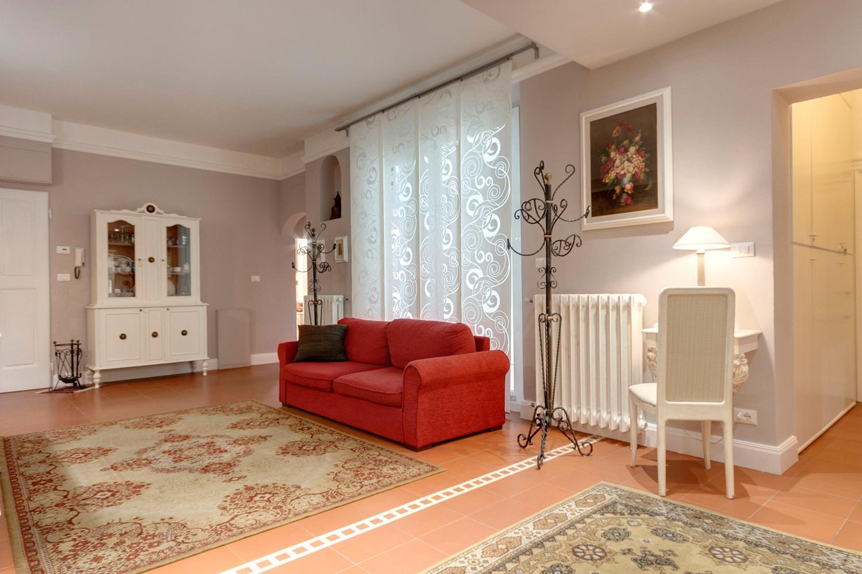 Florence Apartments Home Feeling