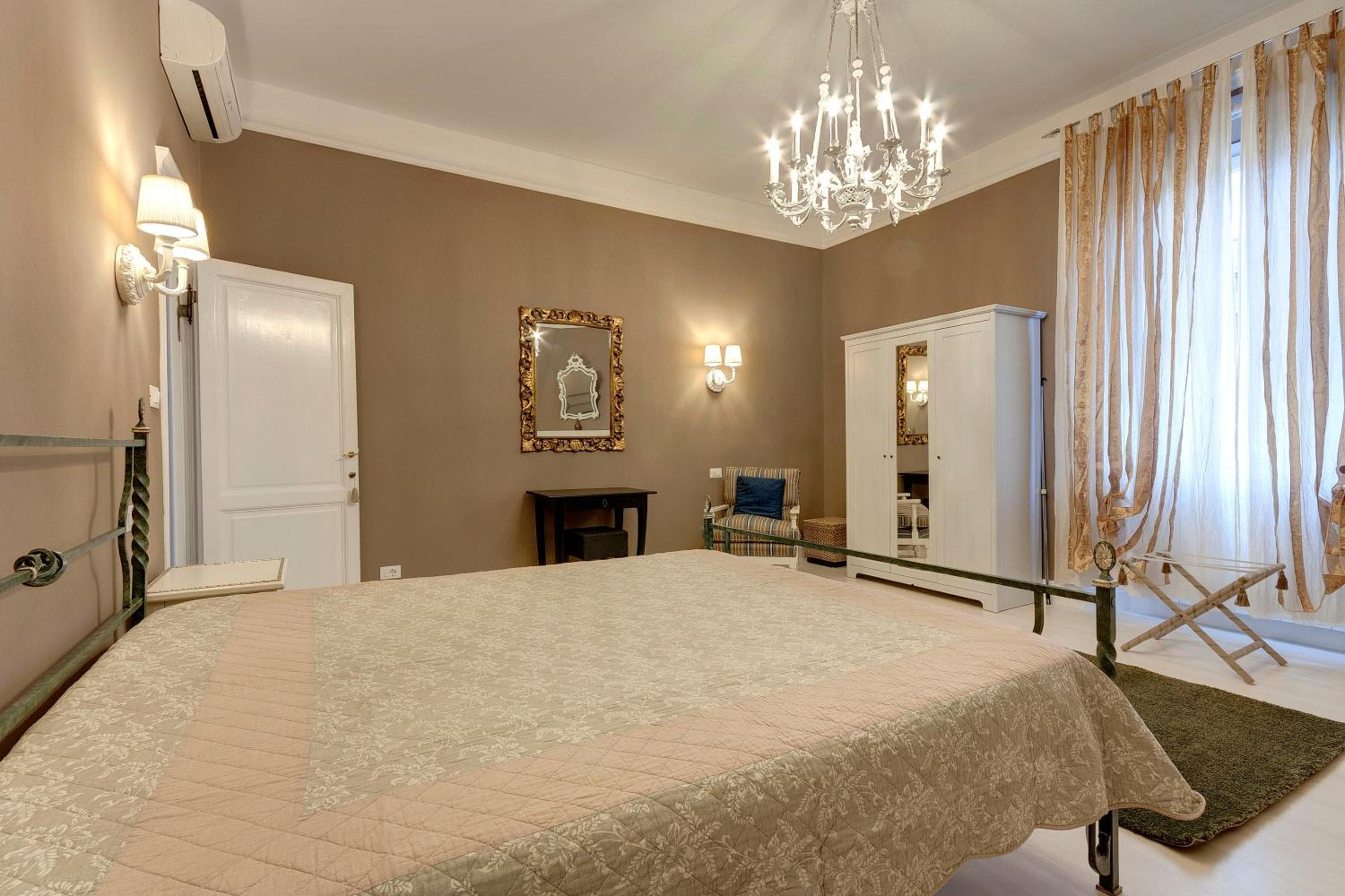 Florence Apartments Home Feeling